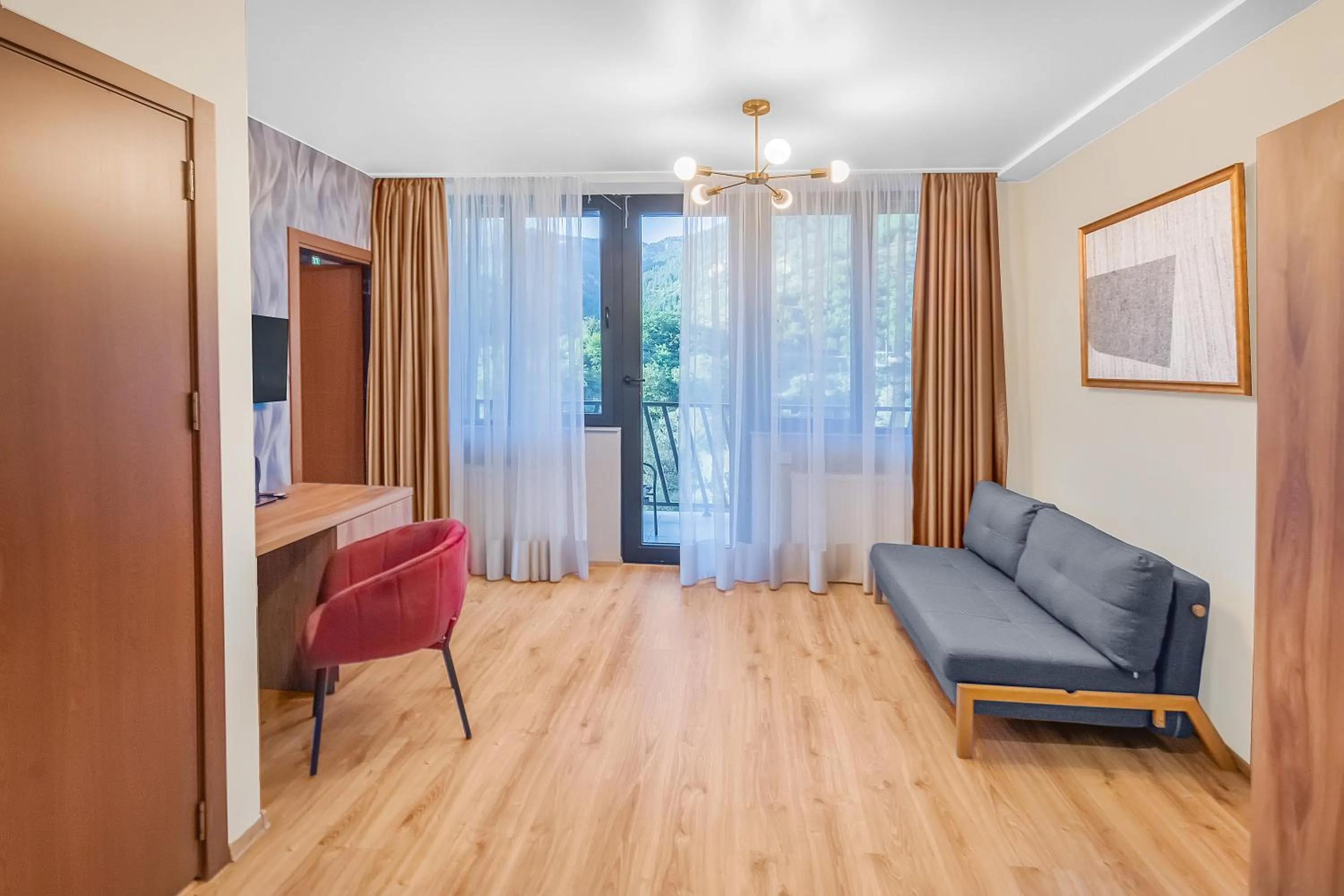 Solo Grand Boshuri Hotel Wellness Resort