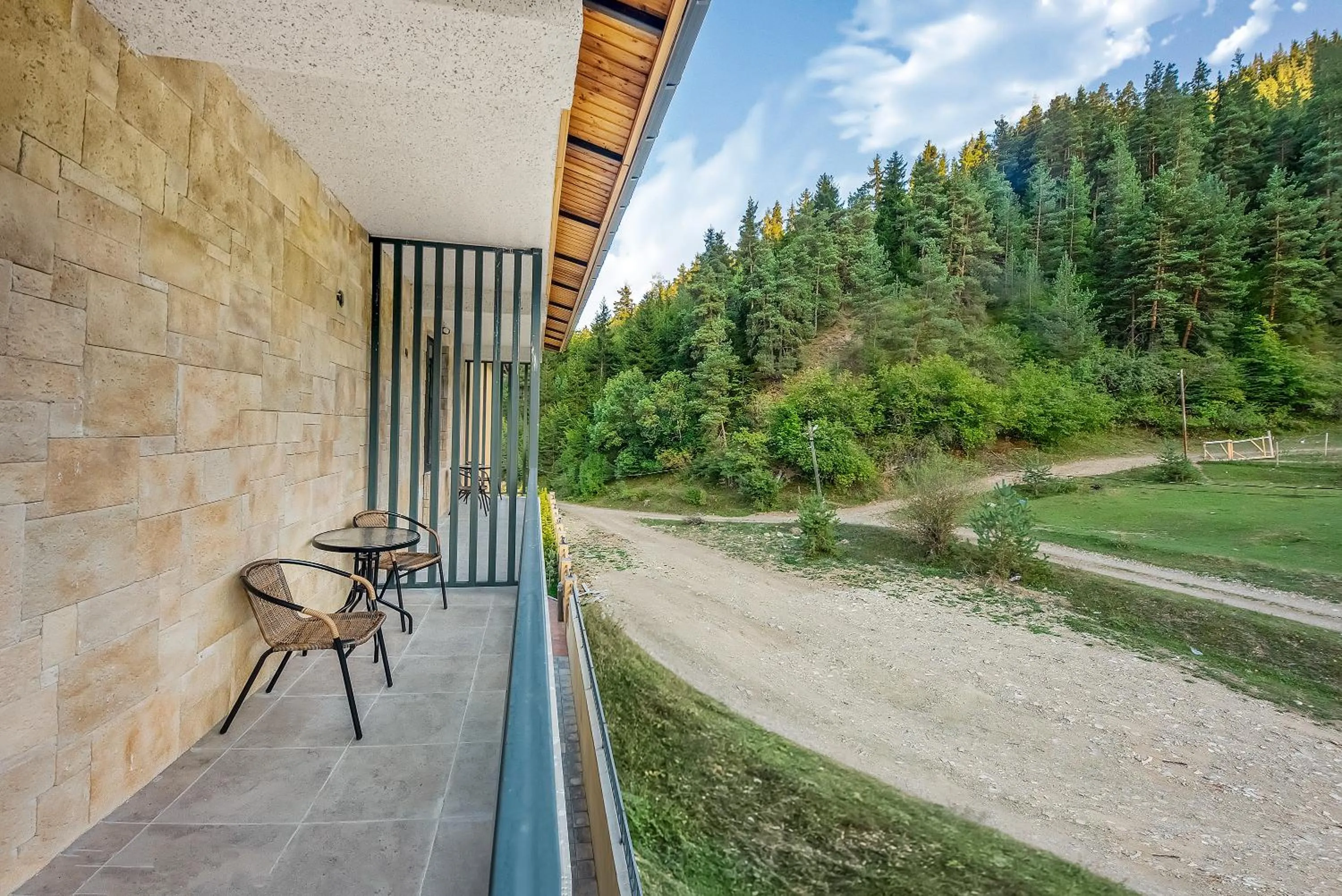 Solo Grand Boshuri Hotel Wellness Resort