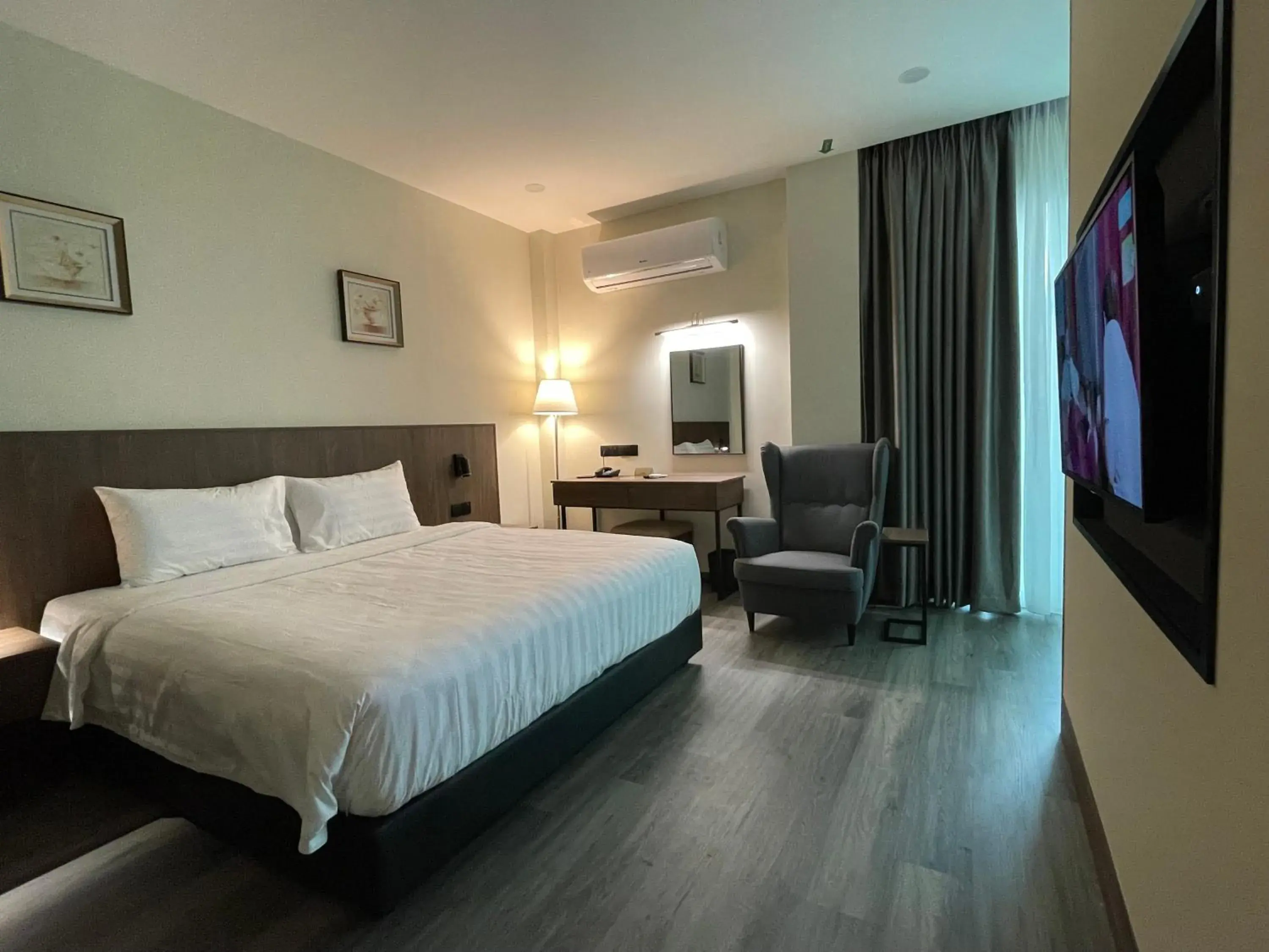 Bedroom, Bed in Hotel Bundusan Bedroom, Bed in Hotel Bundusan