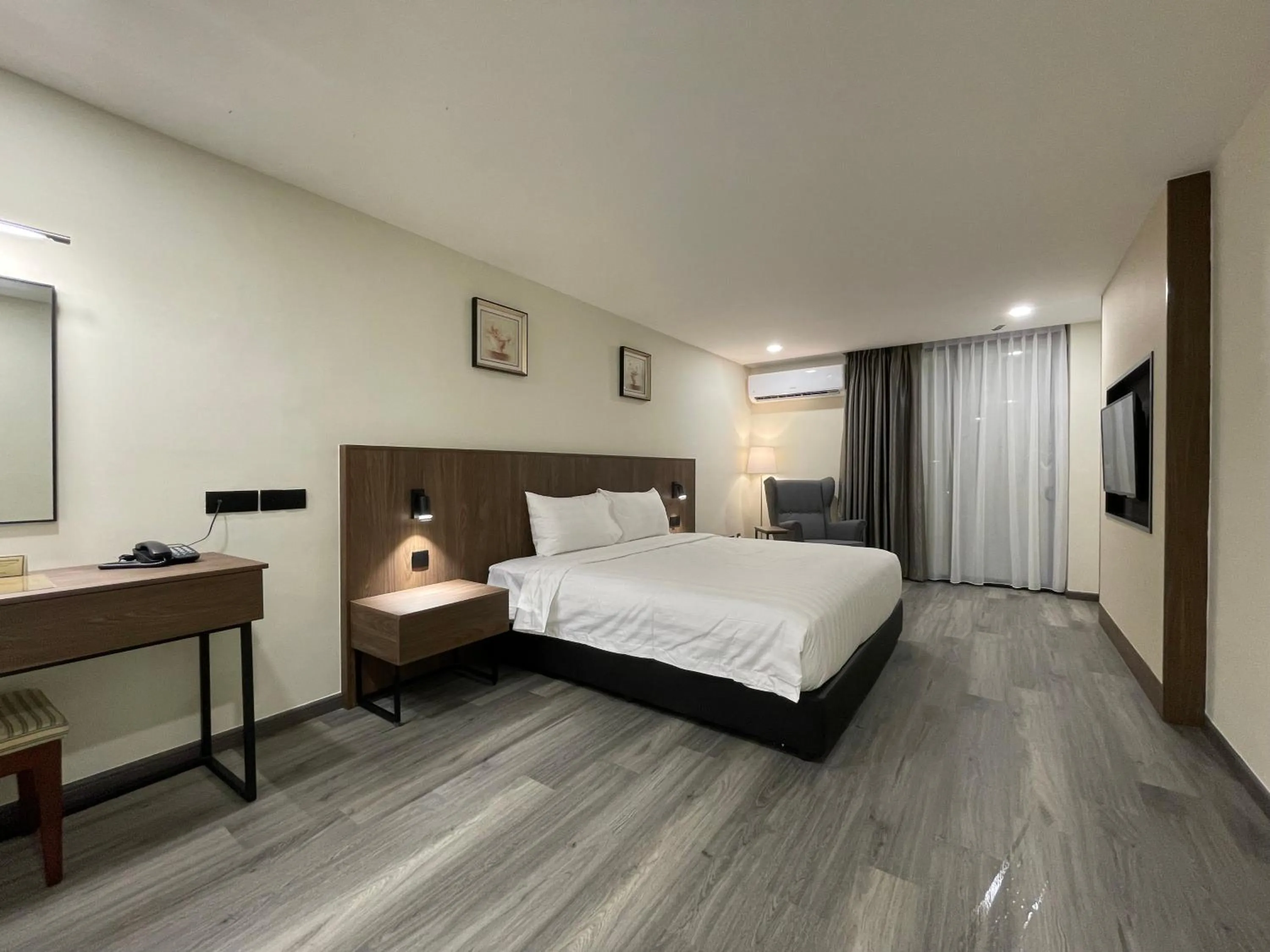 Bedroom, Bed in Hotel Bundusan