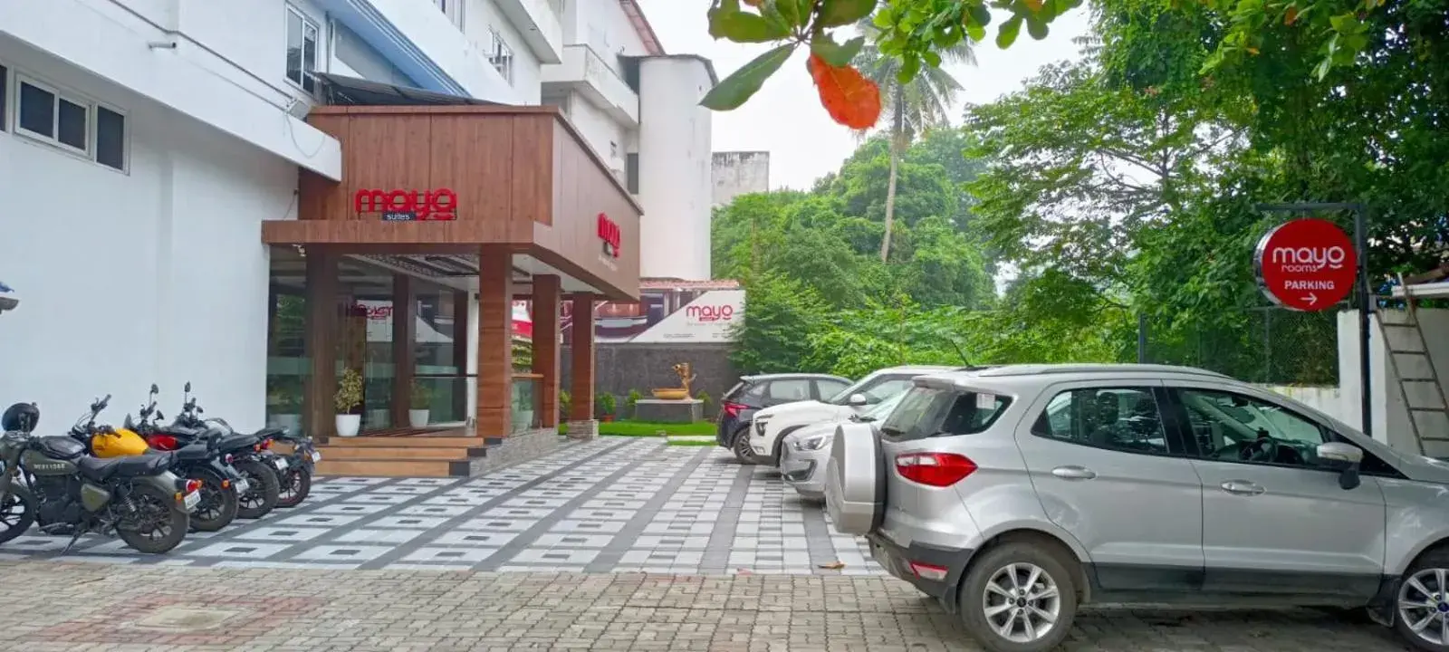 Property building in Mayo Suites Property building in Mayo Suites