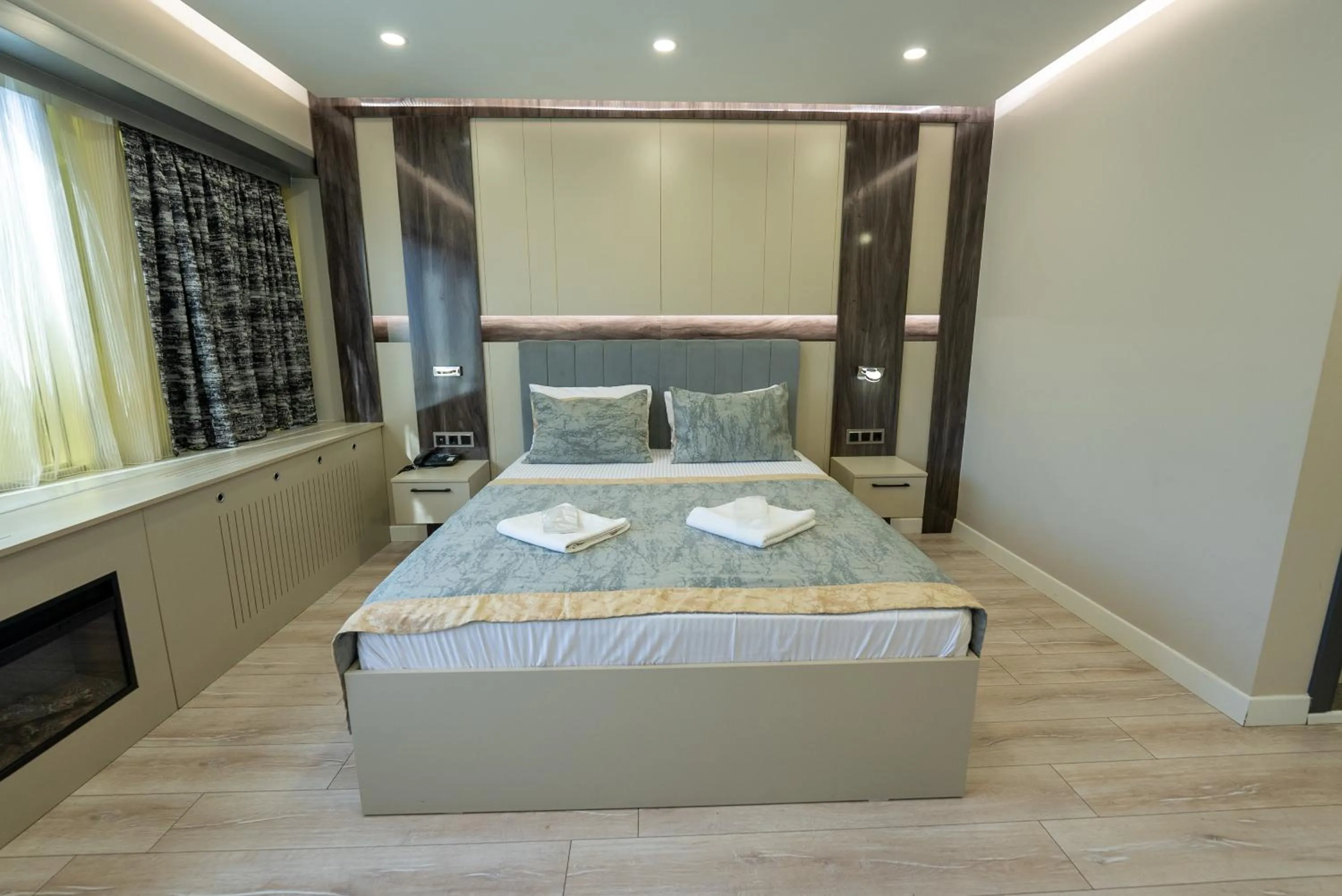 Photo of the whole room, Bed in Meros Hotel