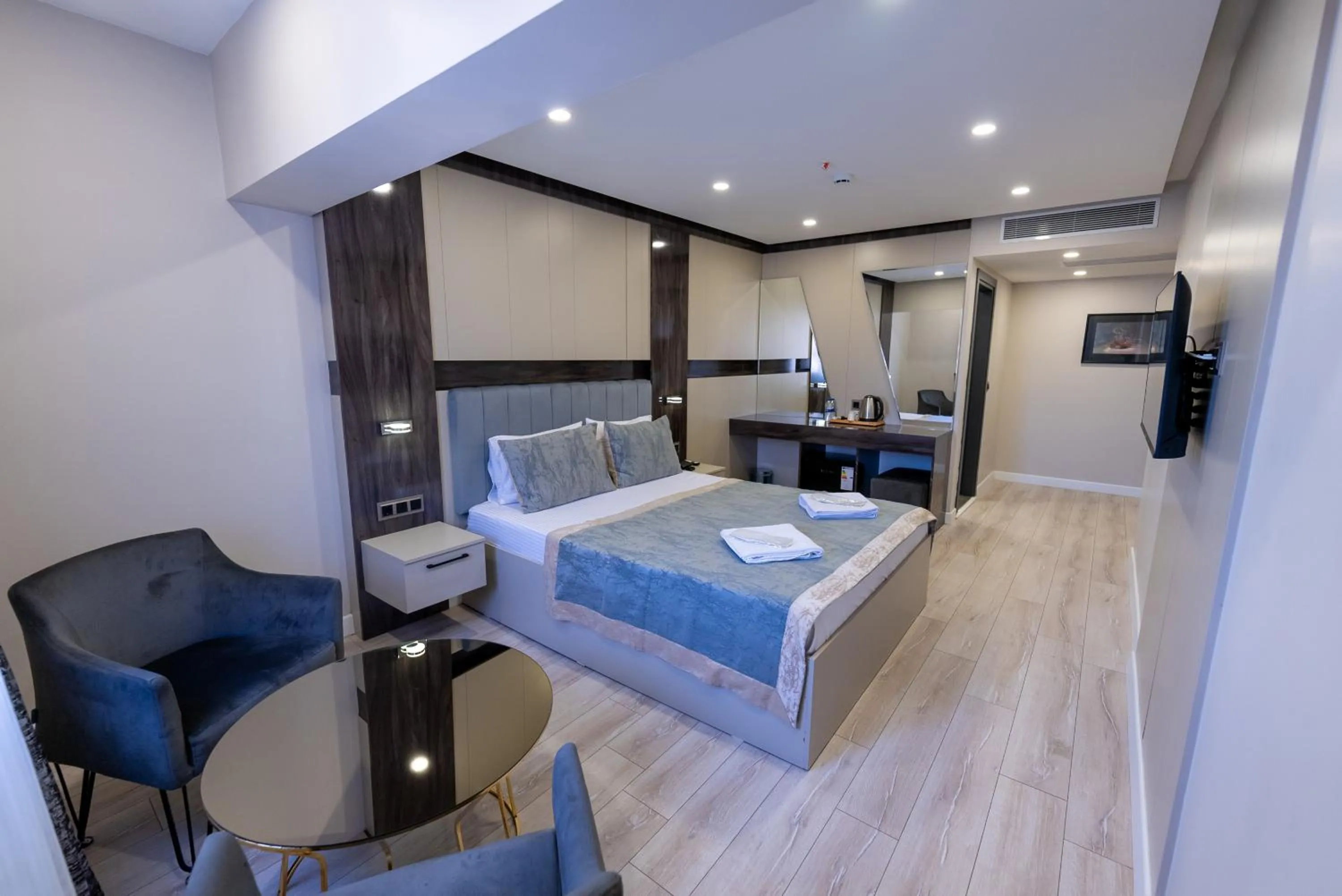 Photo of the whole room, Bed in Meros Hotel