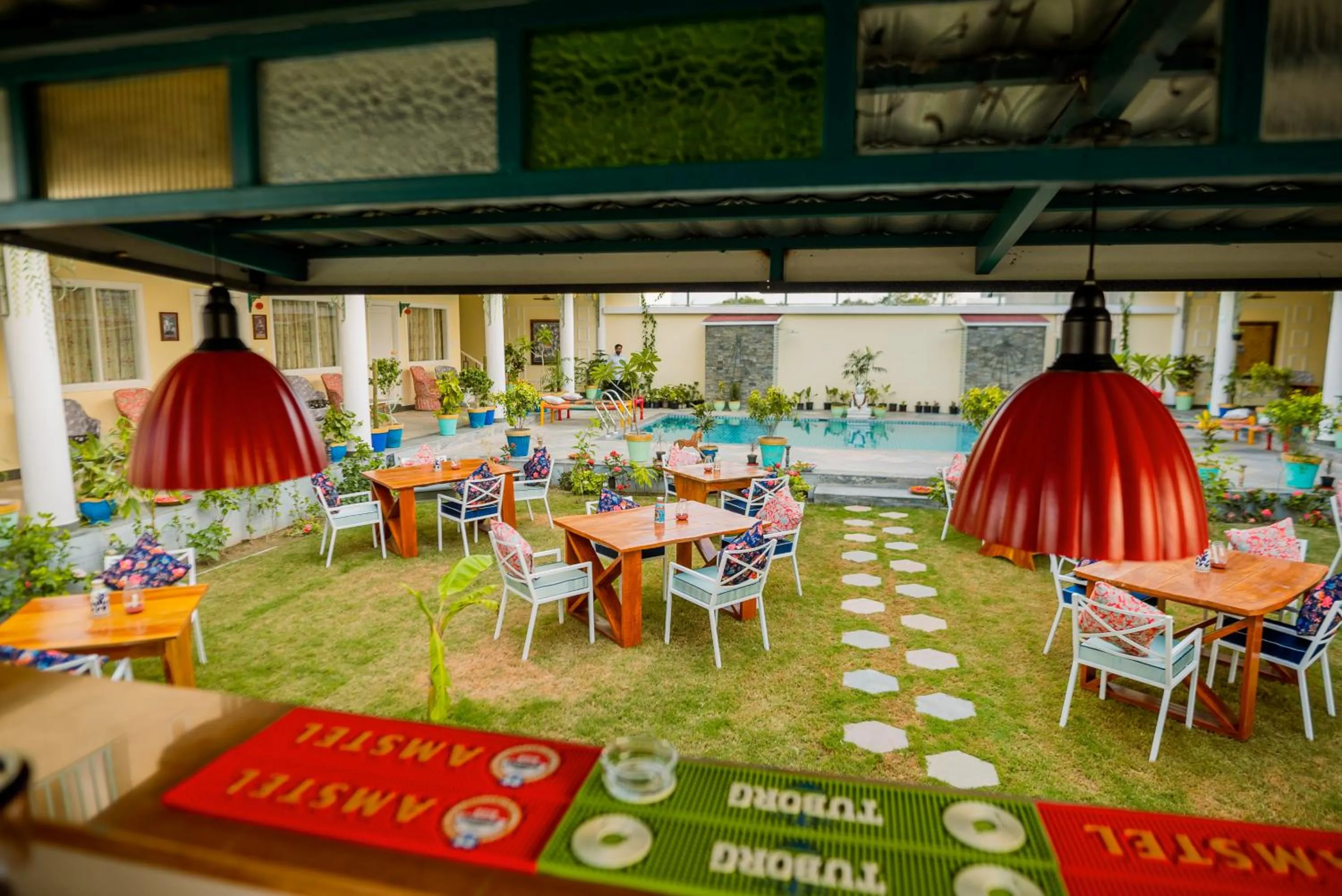 Garden view in Dá Bungalow - A Vacation Abode