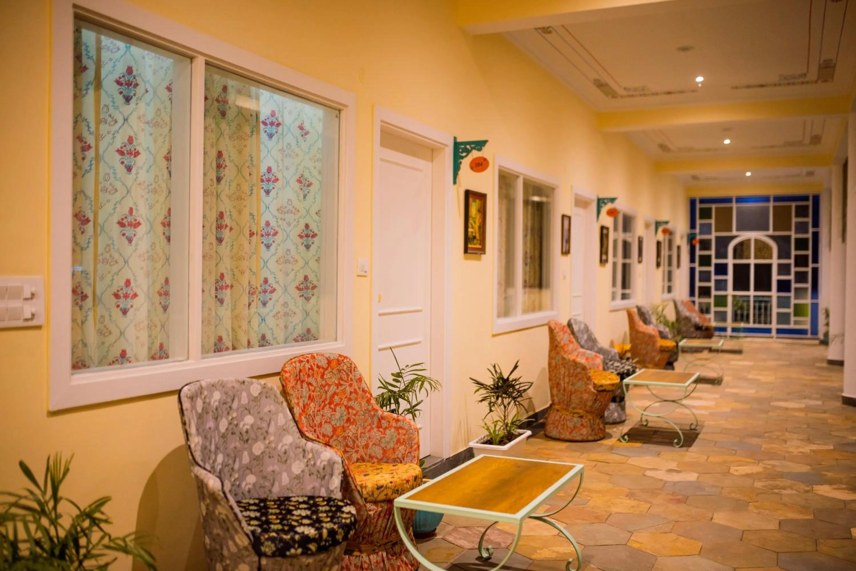 Inner courtyard view in Dá Bungalow - A Vacation Abode