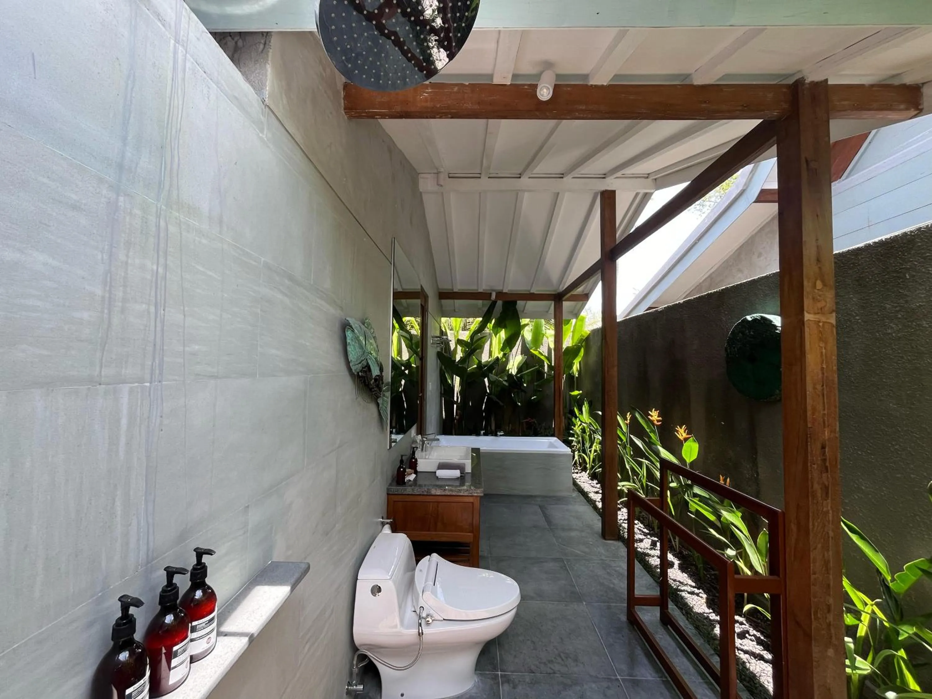 Toilet in Ubud Diary Villa