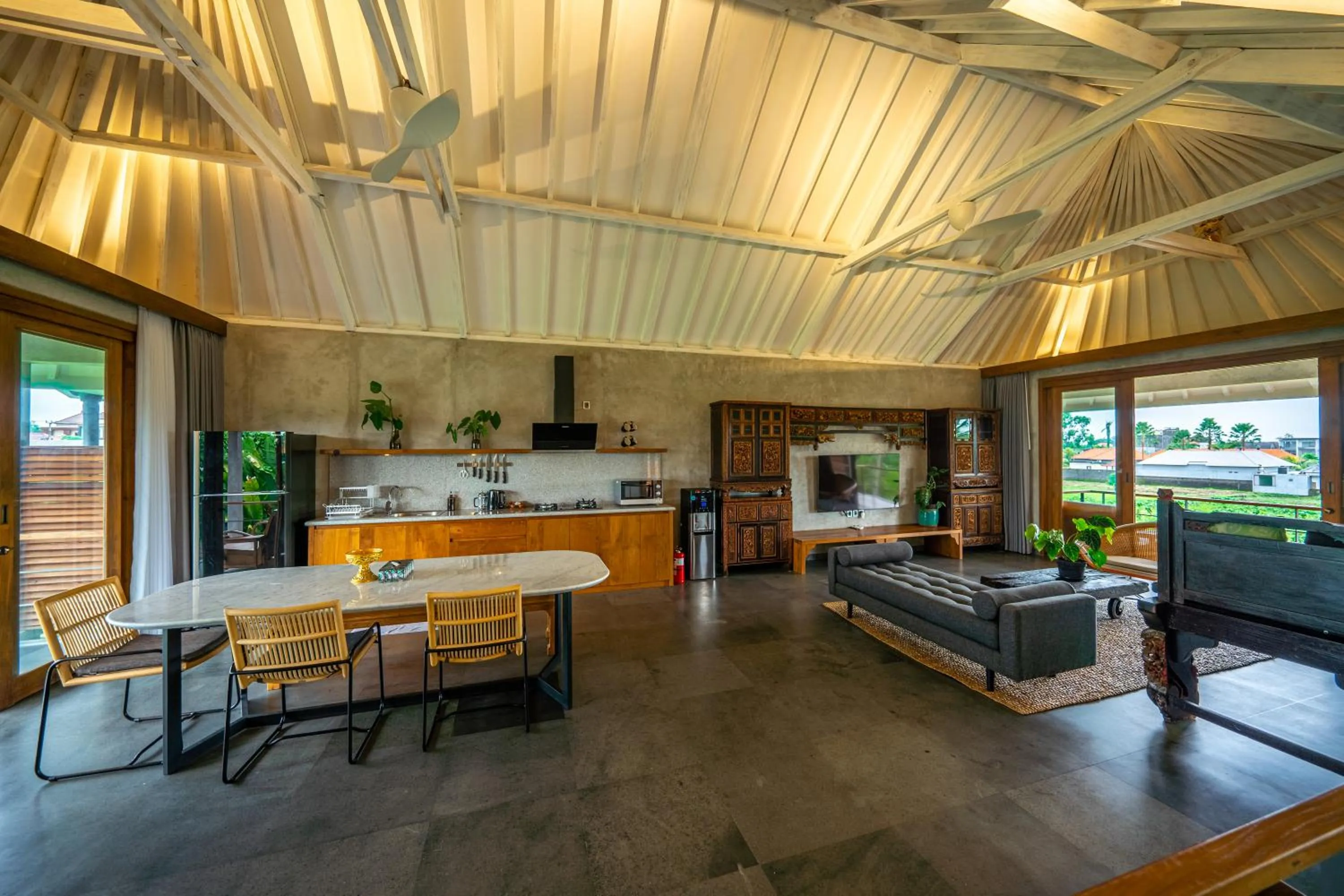 Kitchen or kitchenette in Ubud Diary Villa