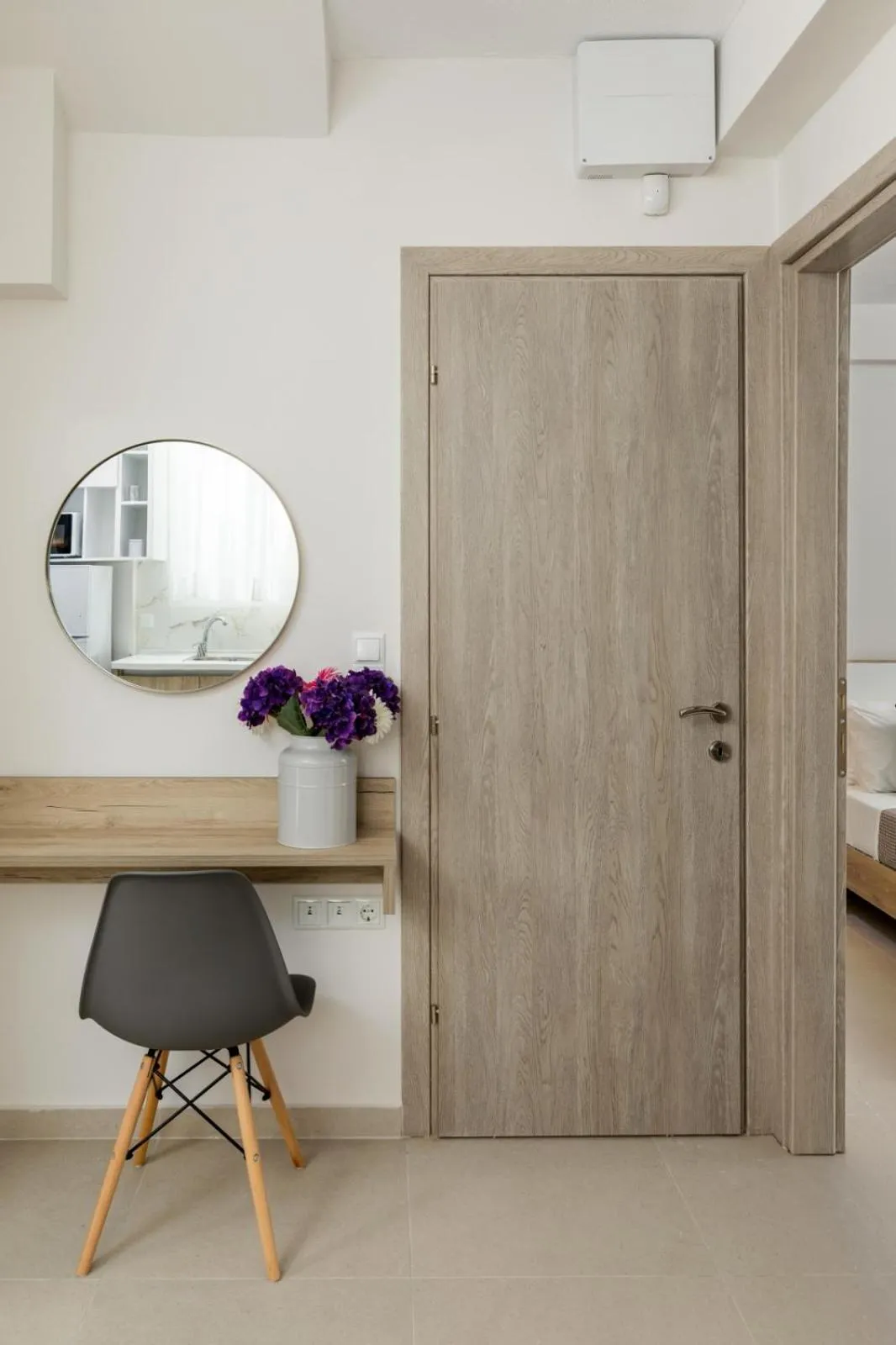 V Luxury Apartments with Pool