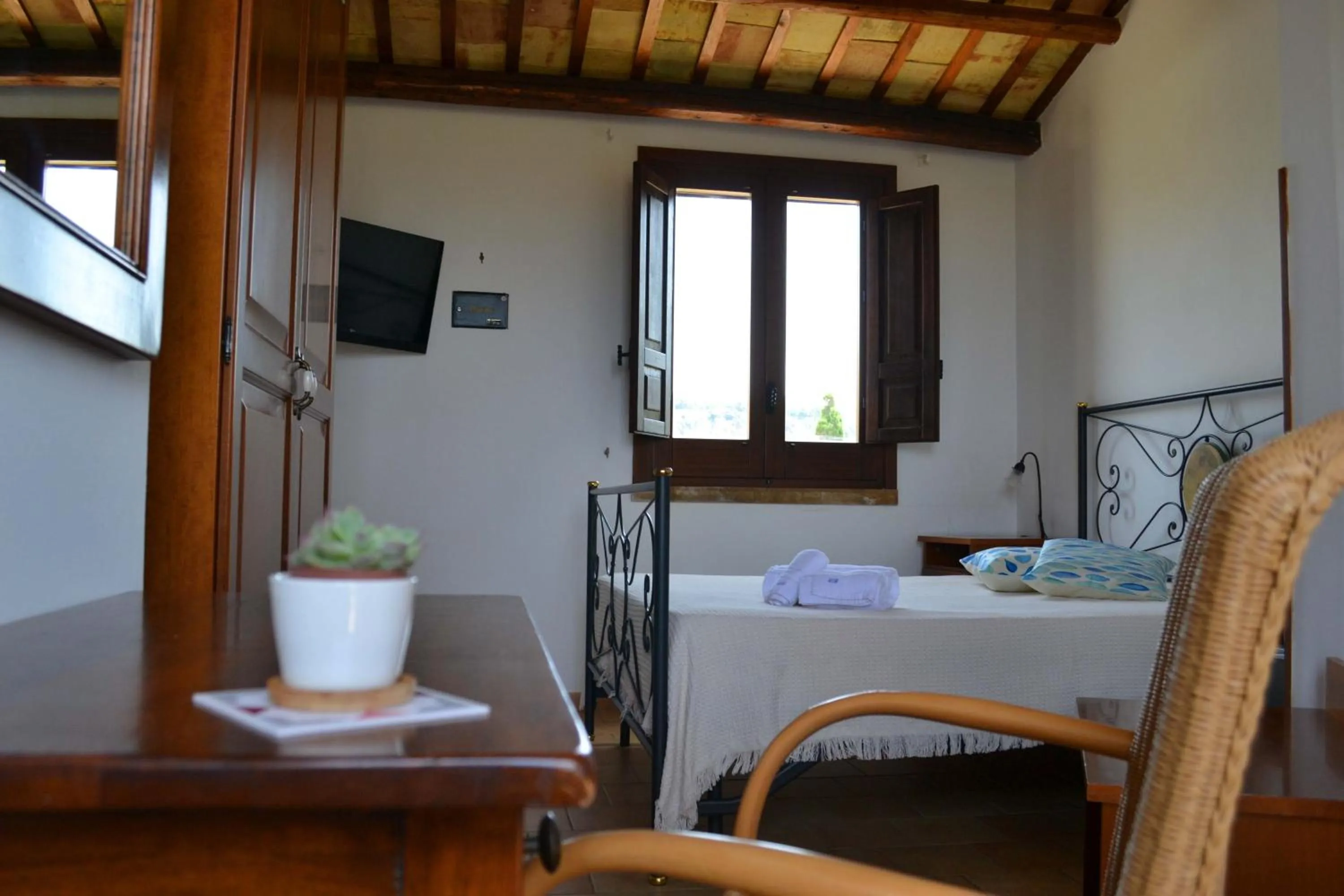 Bed in HOTEL Cala Buguto