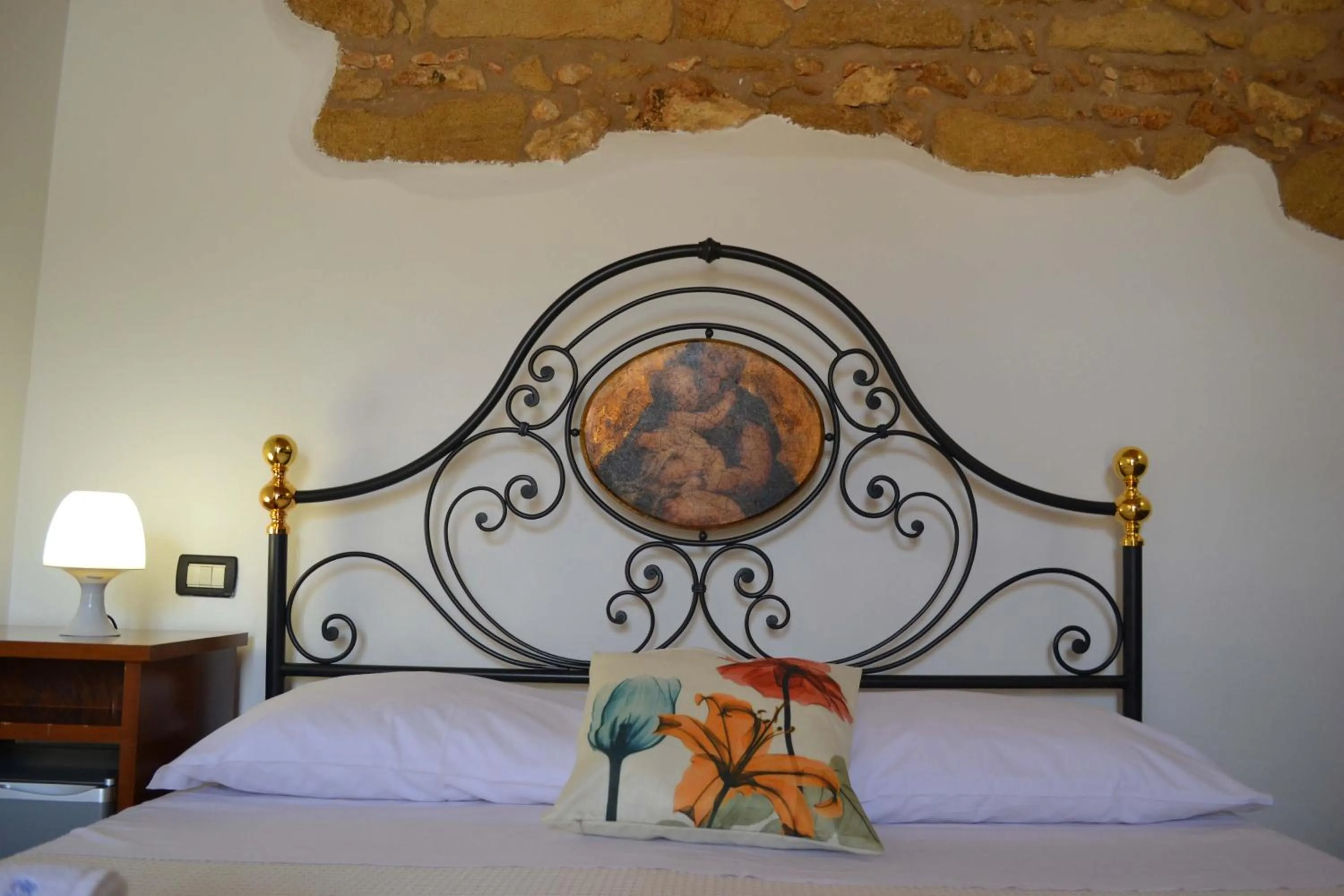 Bed in HOTEL Cala Buguto