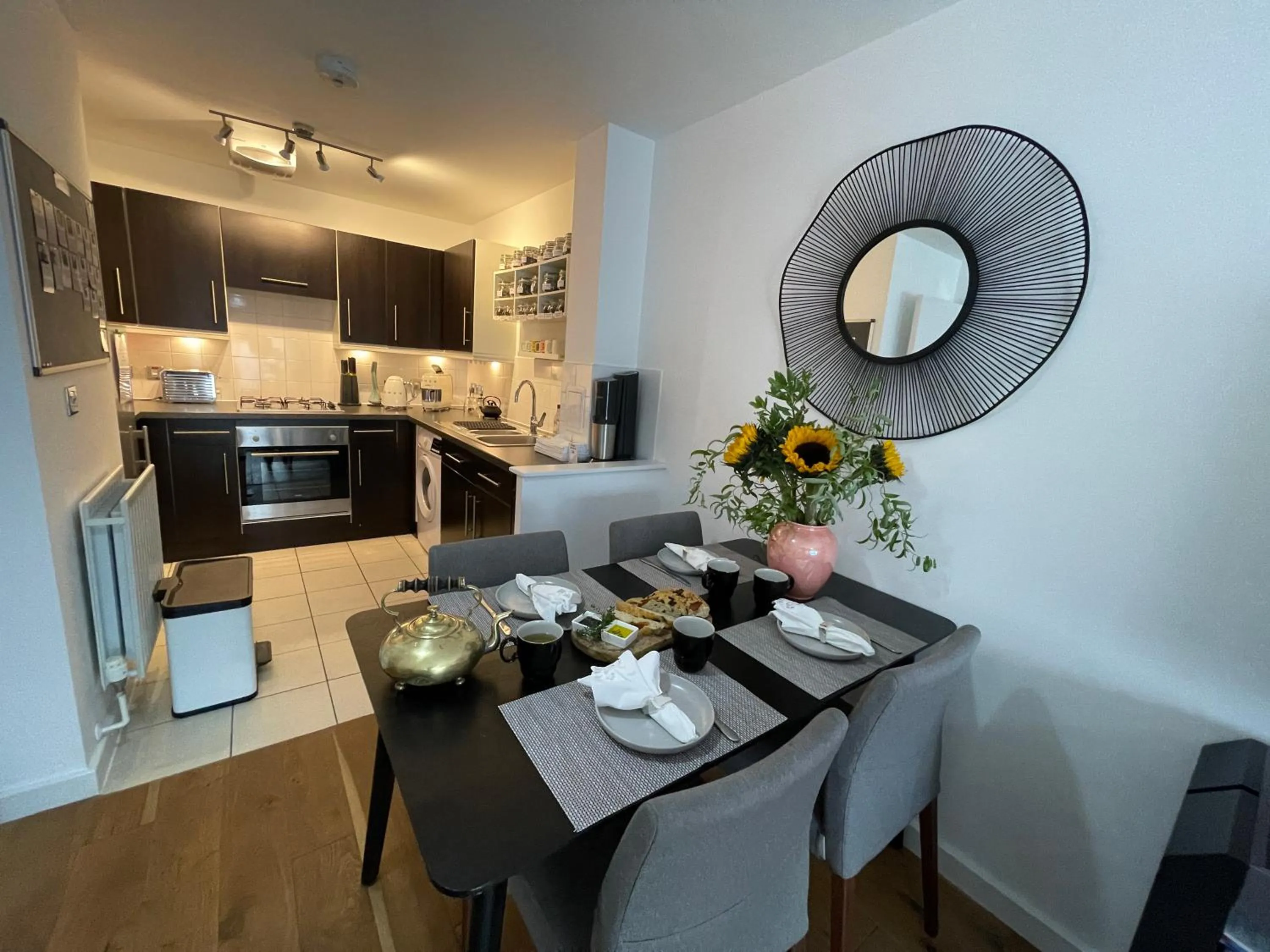 Peloton Organic Health Apartment in Angel, Old Street, Islington