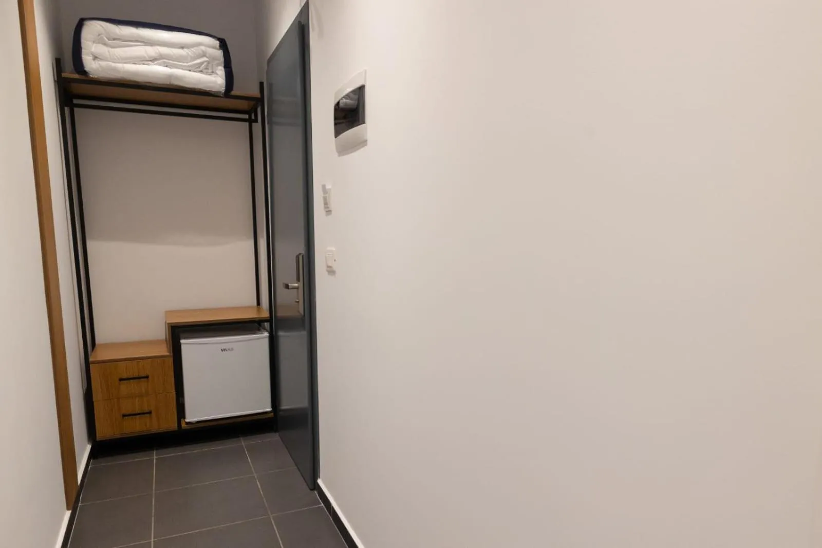 wardrobe in Aglon Twin's Hotel