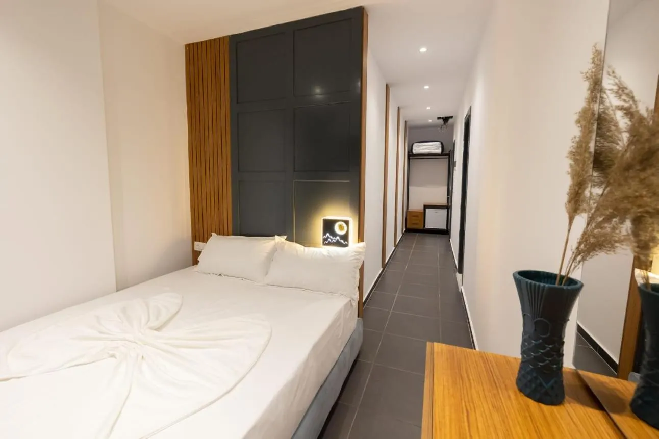 Photo of the whole room in Aglon Twin's Hotel