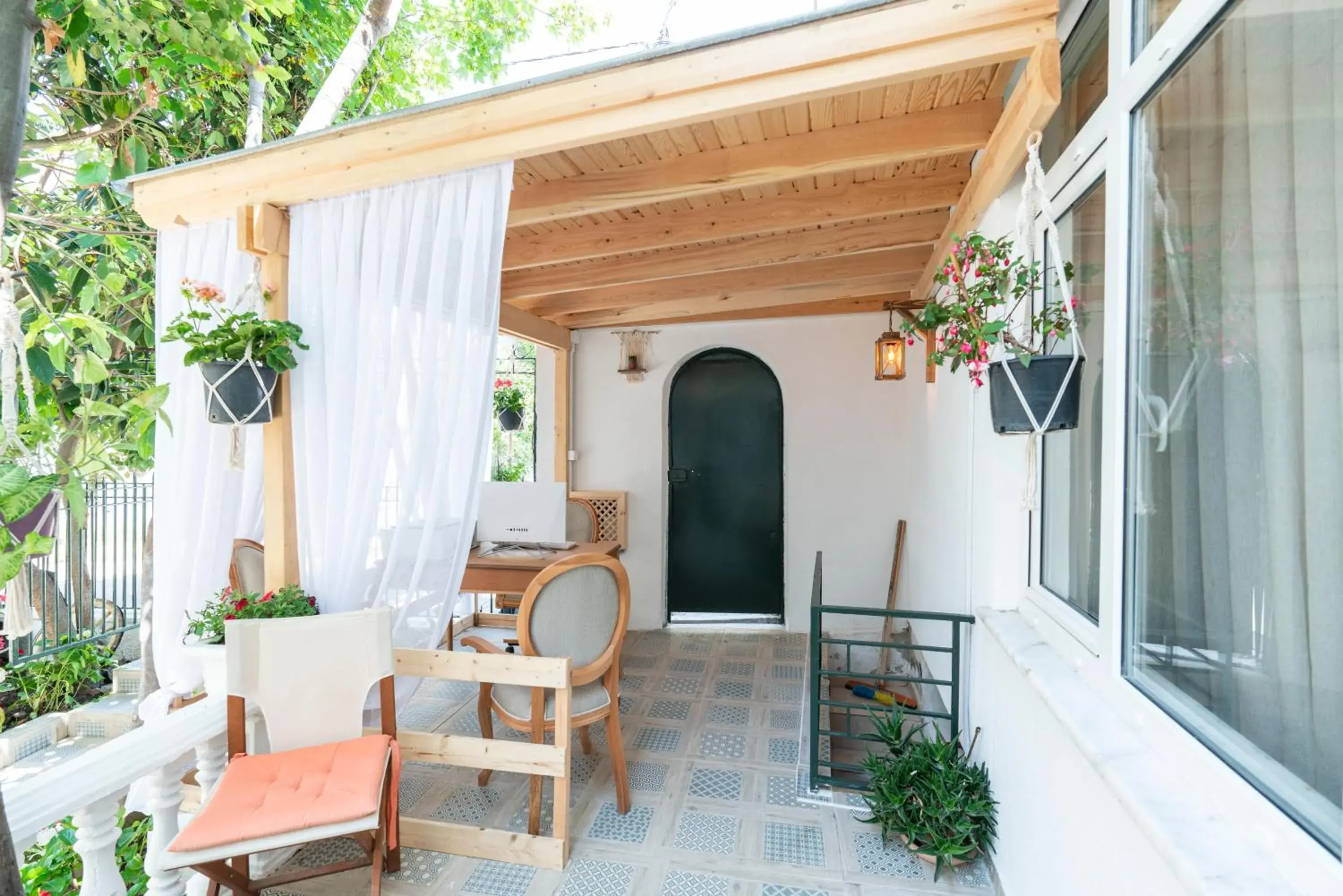 Garden view in Aya Butik Otel Garden view in Aya Butik Otel