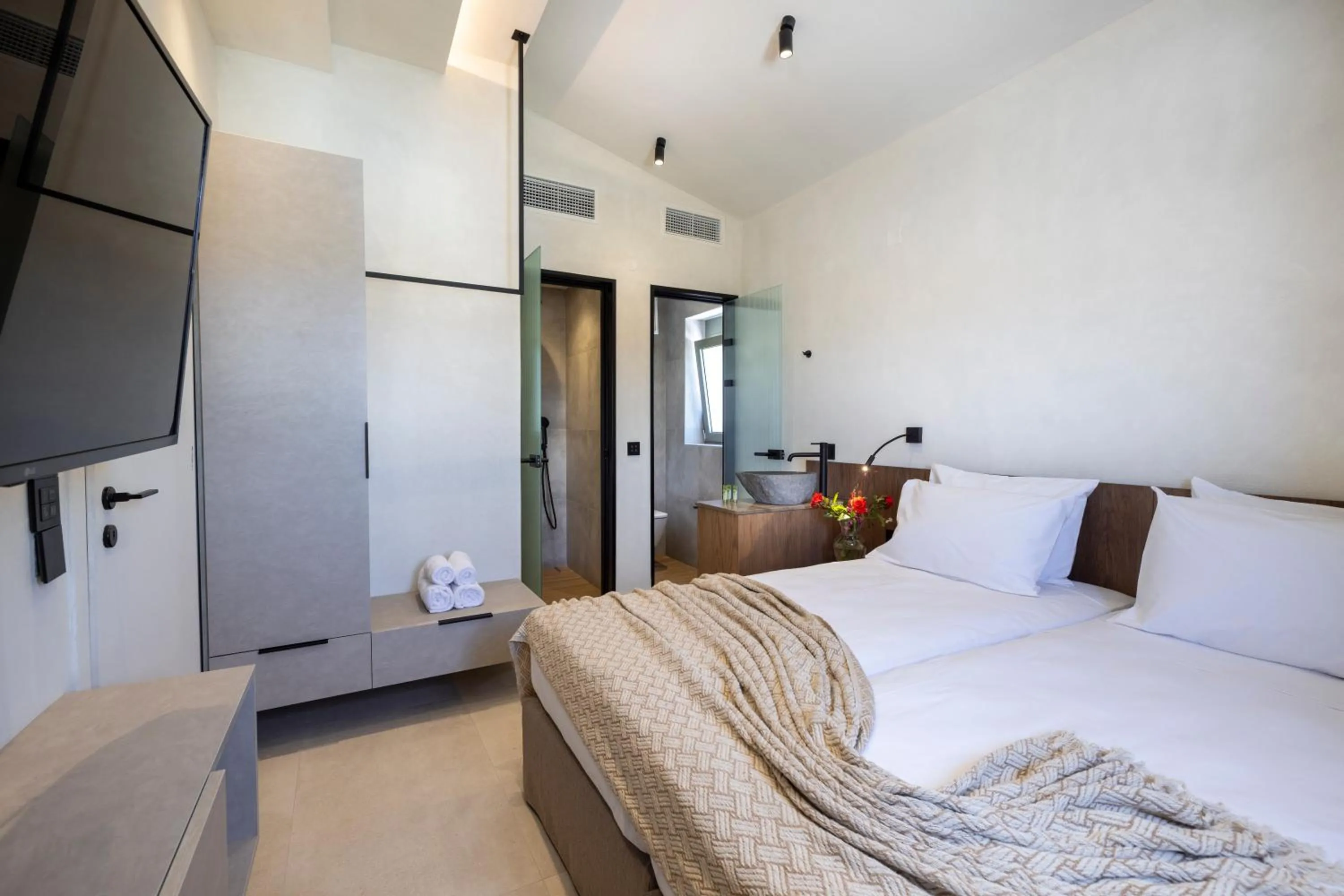 Bedroom, Bed in Dedalos Touch Boutique Hotel