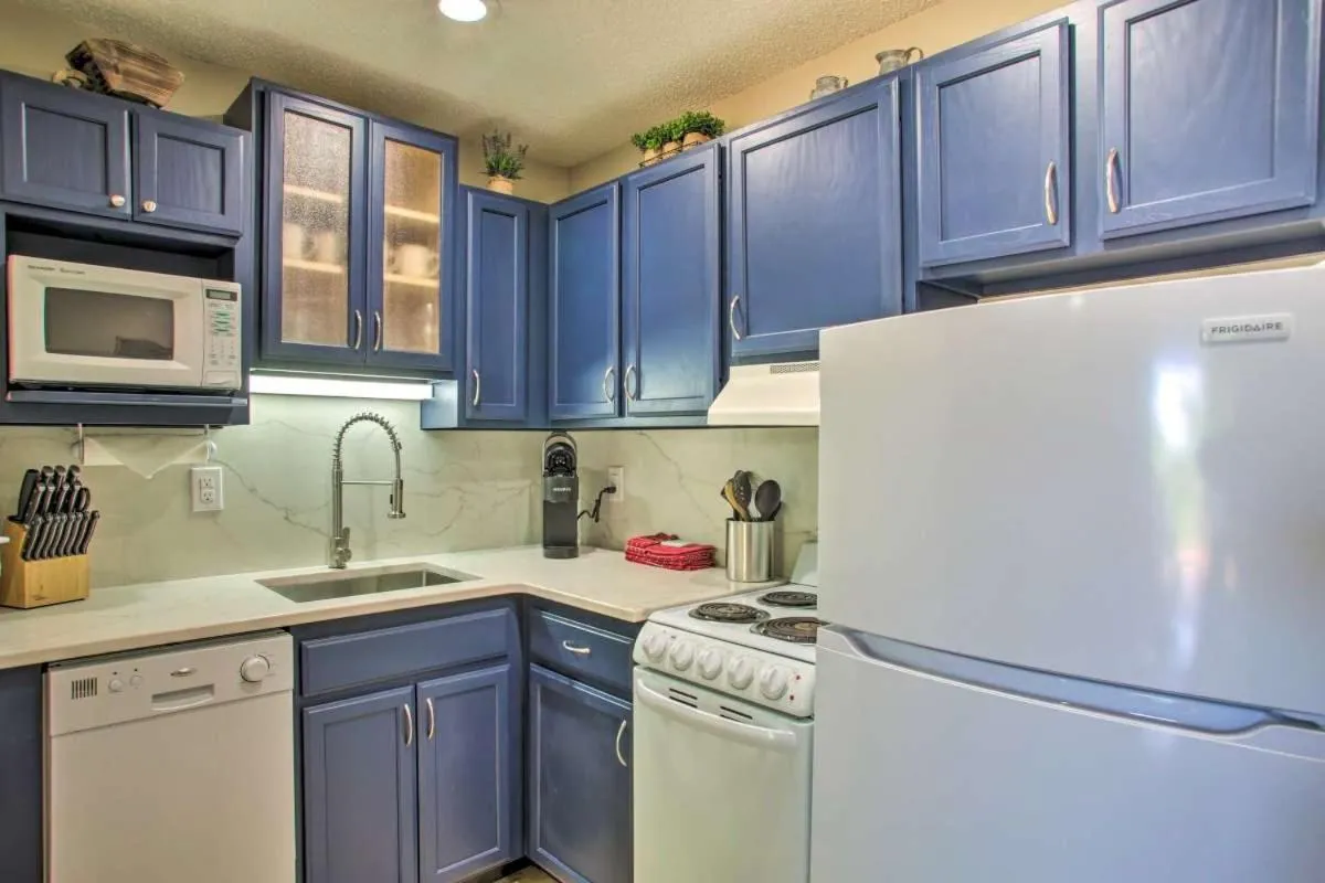 Kitchen or kitchenette in Stoneridge Resort