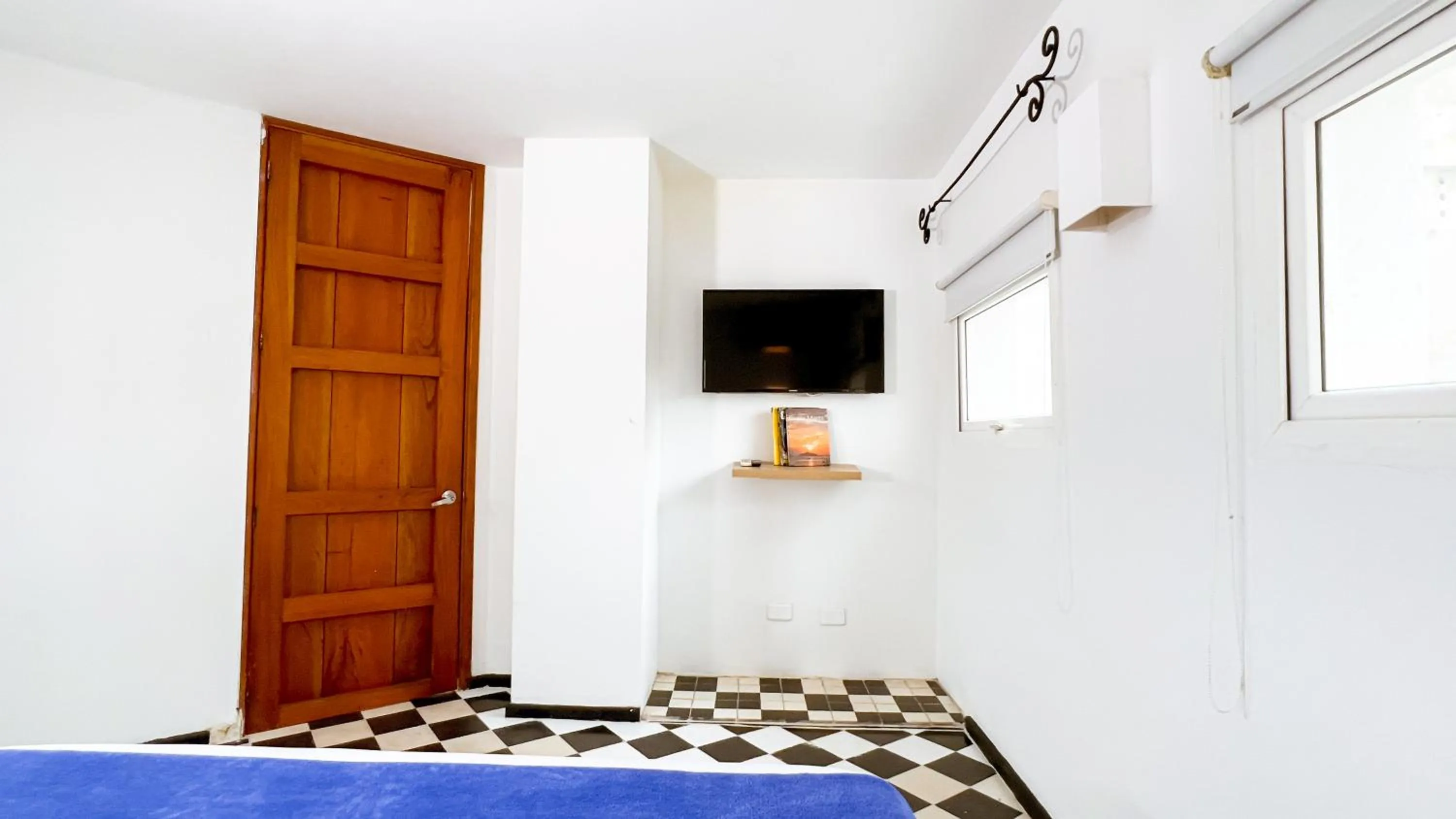 TV and multimedia in La Puerta Azul