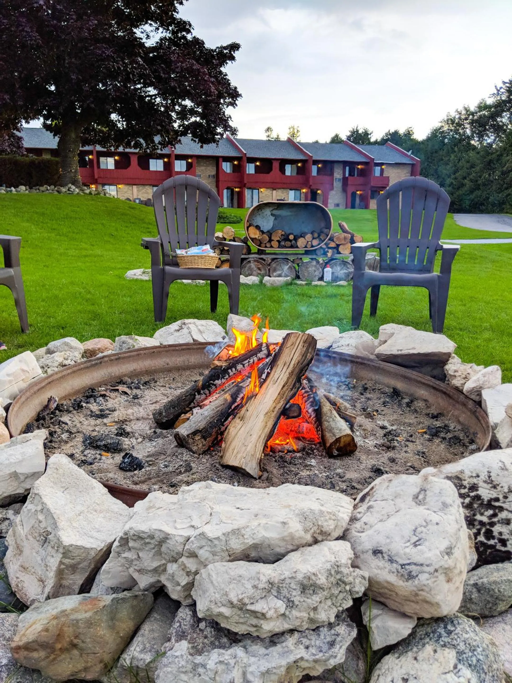 Property building in Cedar Hill Lodge