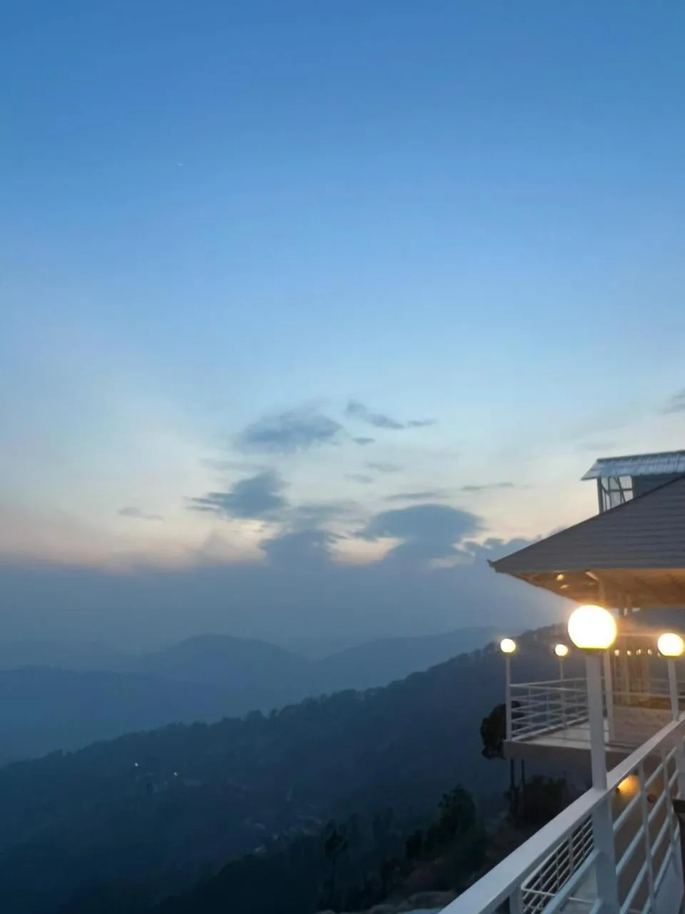 Mountain view in Onehouse Resort Lansdowne