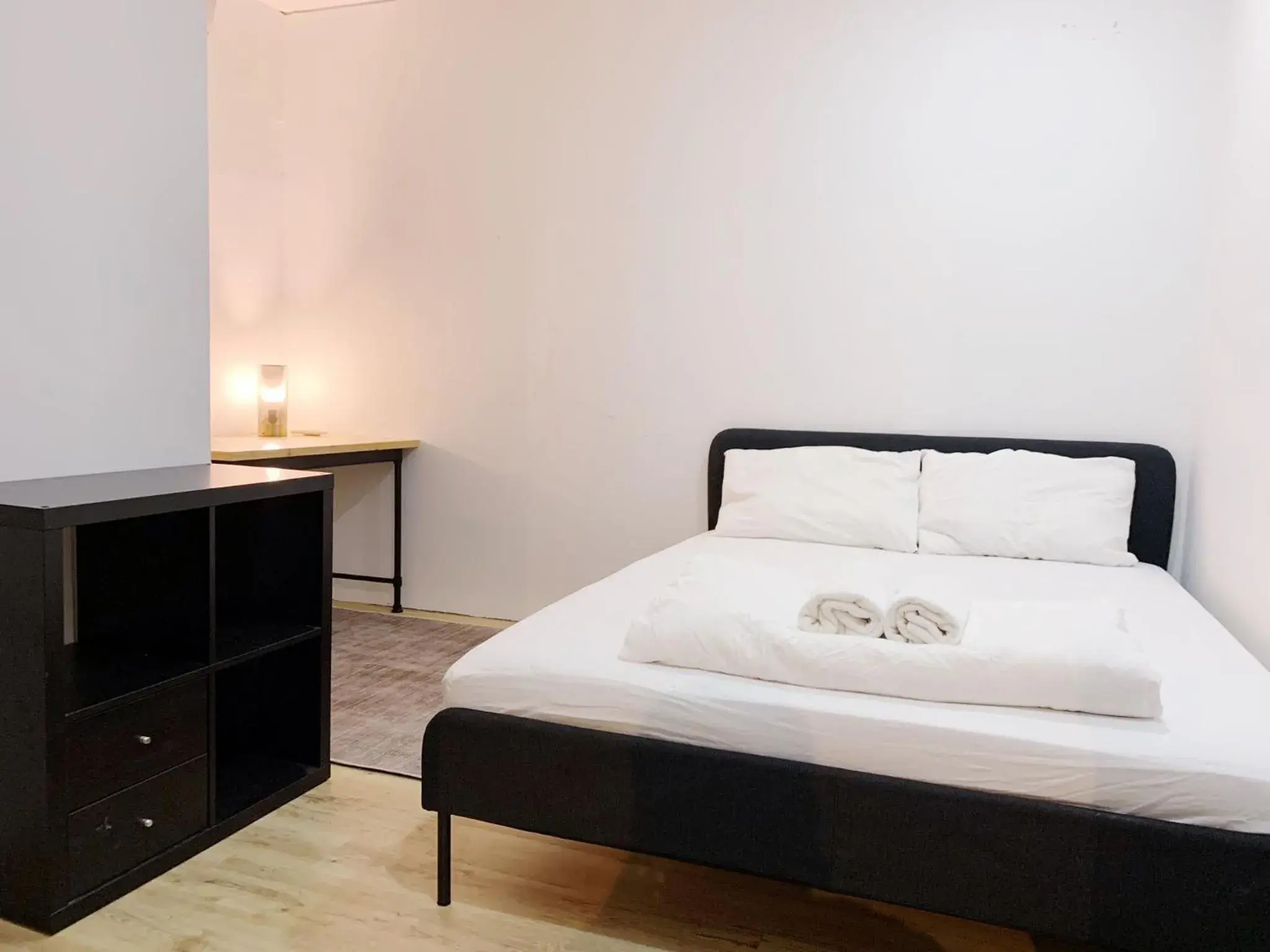 Deluxe Double Room in RadZone Hostel Deluxe Double Room in RadZone Hostel