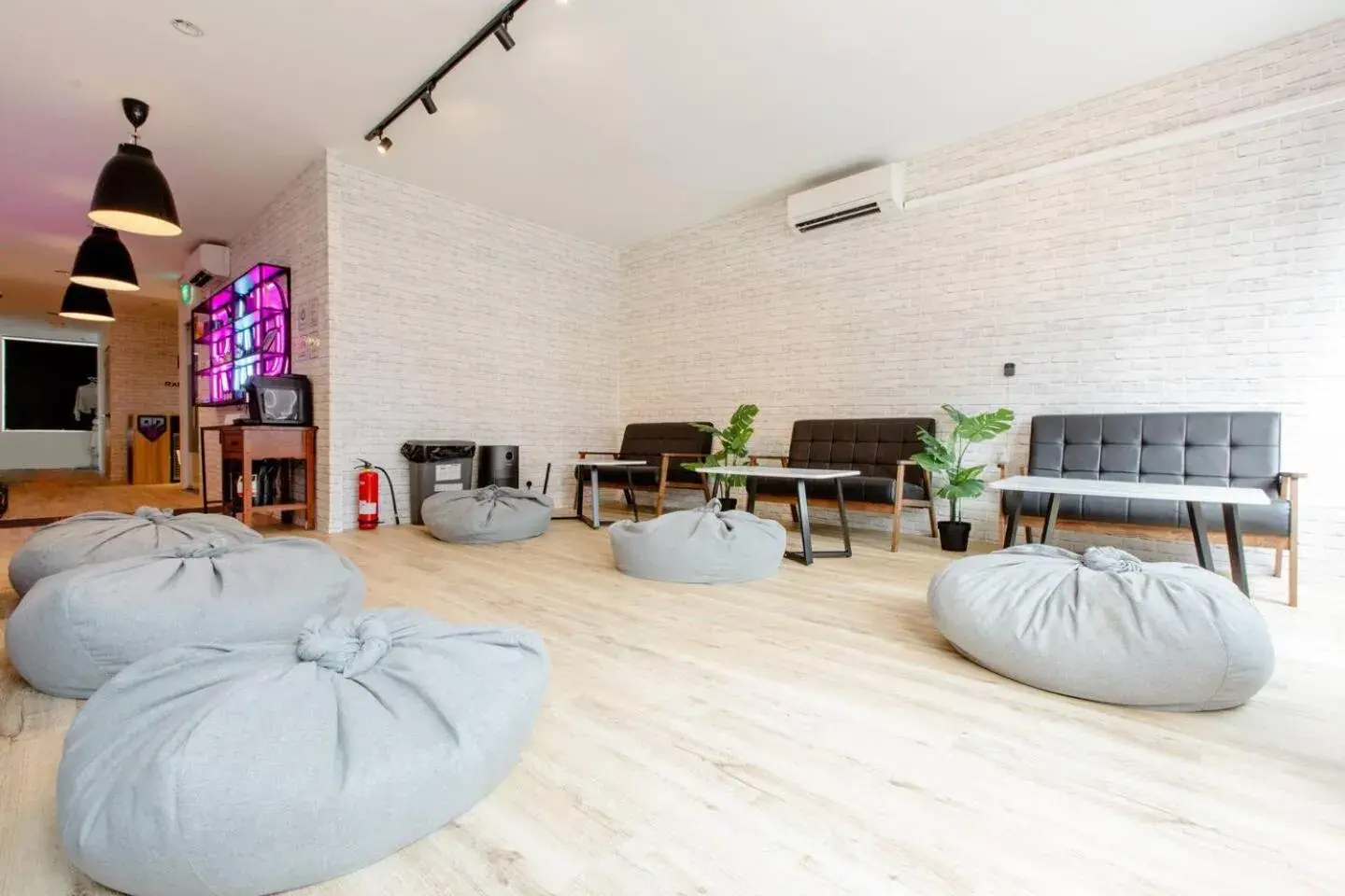 Living room in RadZone Hostel Living room in RadZone Hostel