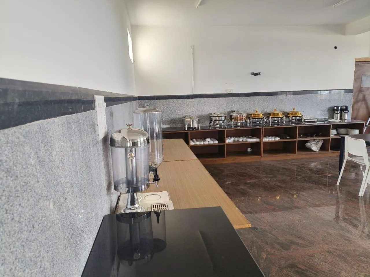 Dining area in Tranquil Revtree Resort