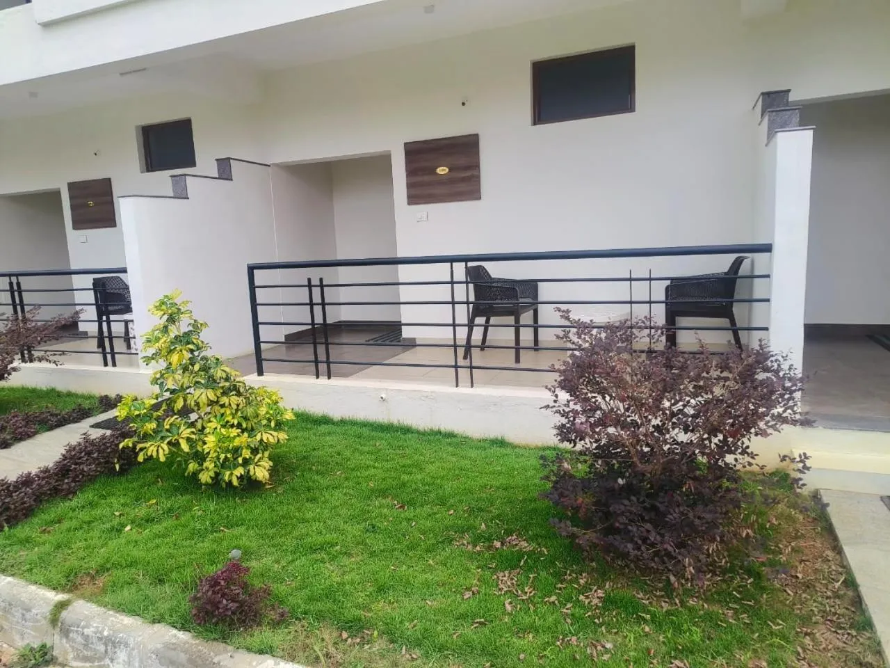 Seating area in Tranquil Revtree Resort