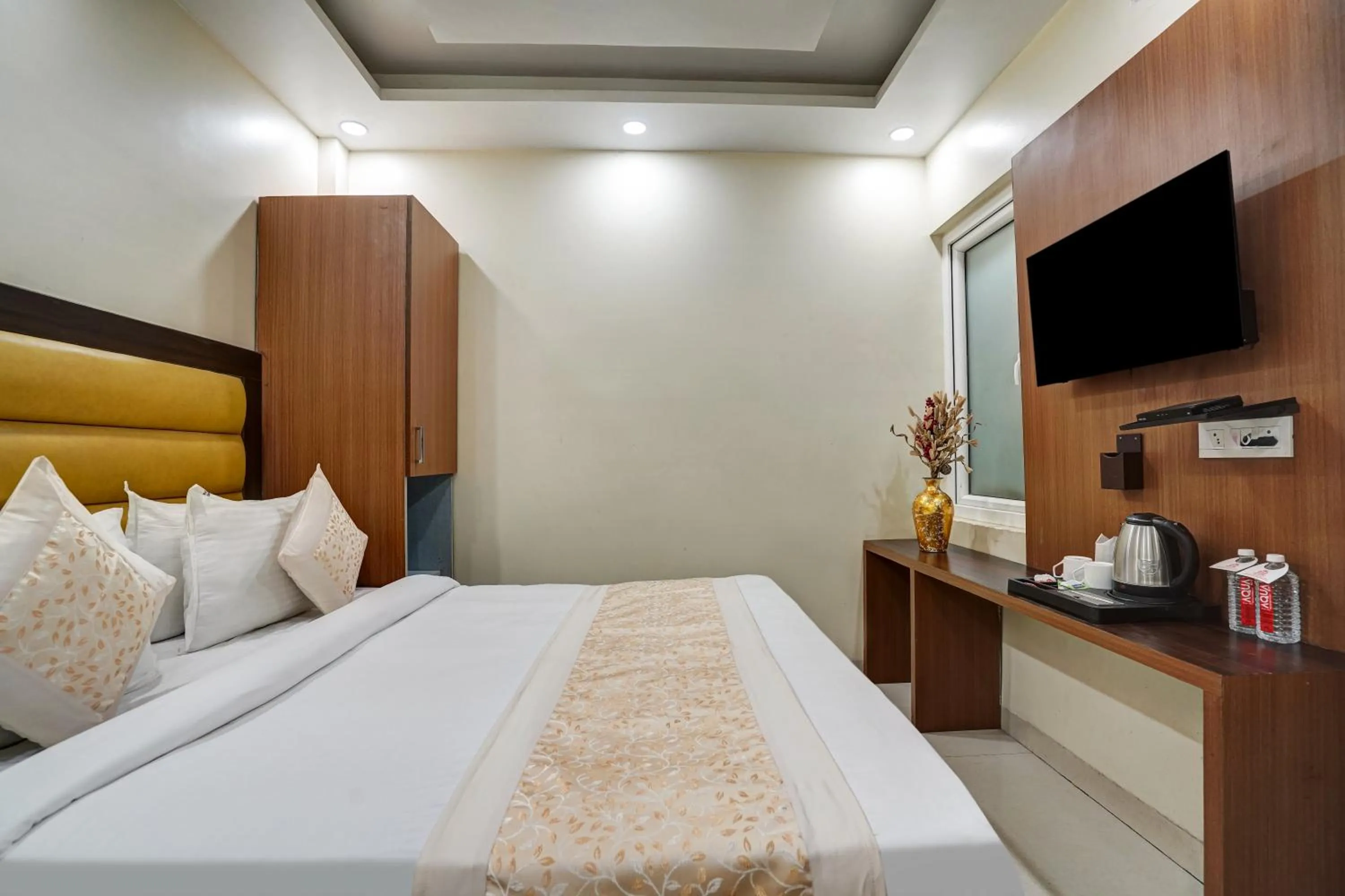 Photo of the whole room, Bed in Hotel Royal Rosette Near New Delhi Railway Station - Connaught Place and VFS