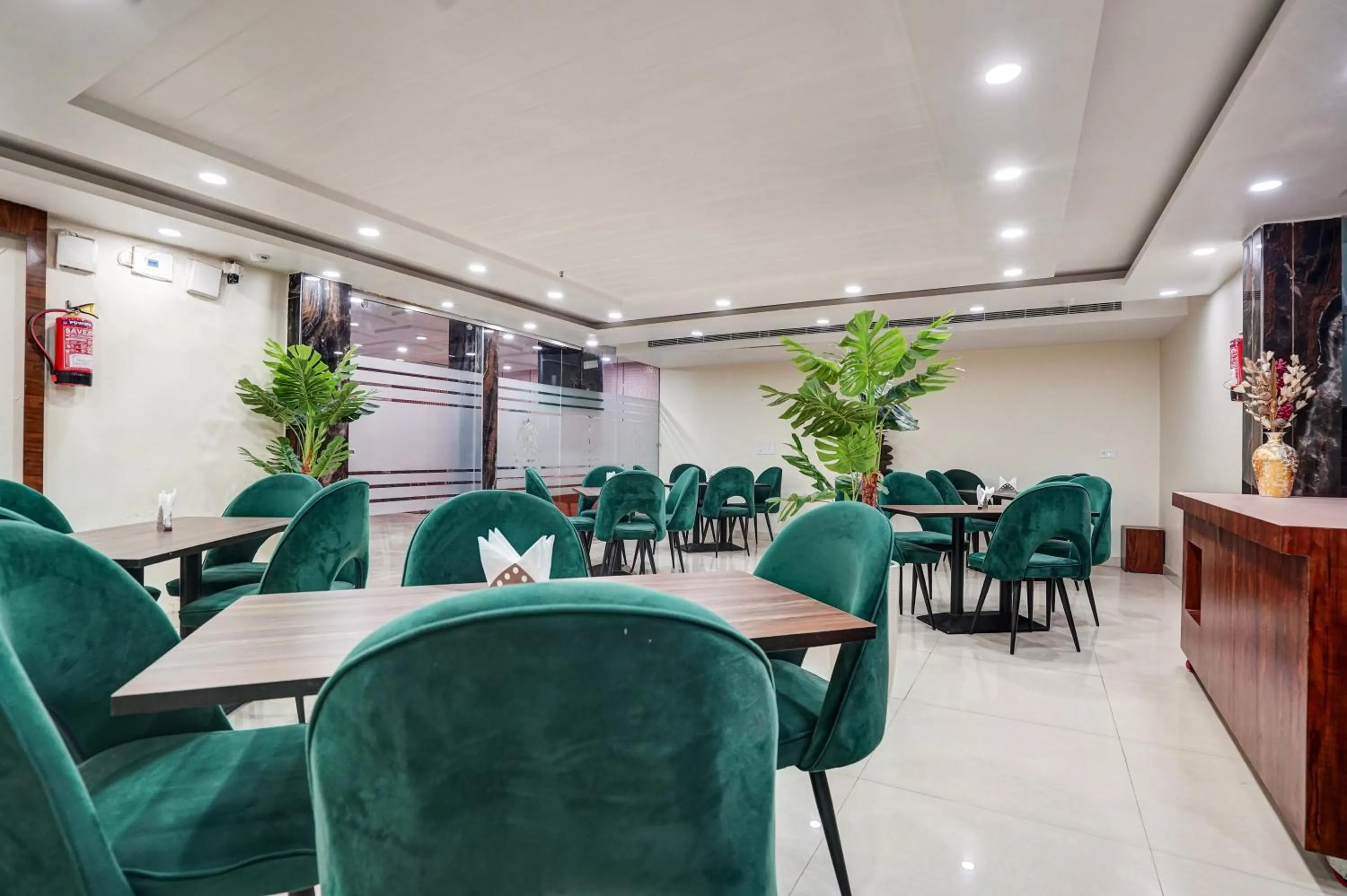 Restaurant/places to eat in Hotel Royal Rosette Near New Delhi Railway Station - Connaught Place and VFS