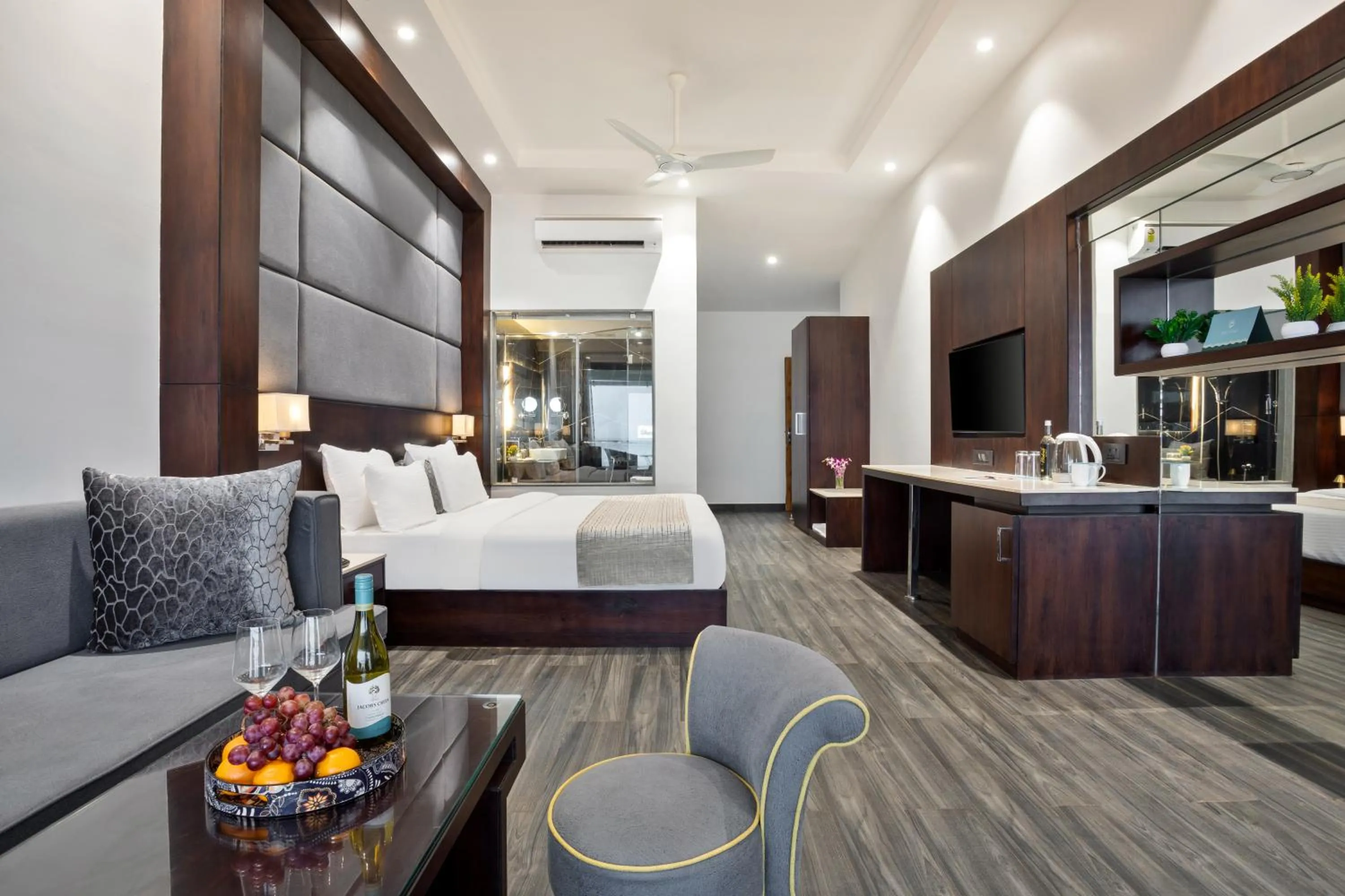 Deluxe Room with Balcony - single occupancy in TAN-N-SAND