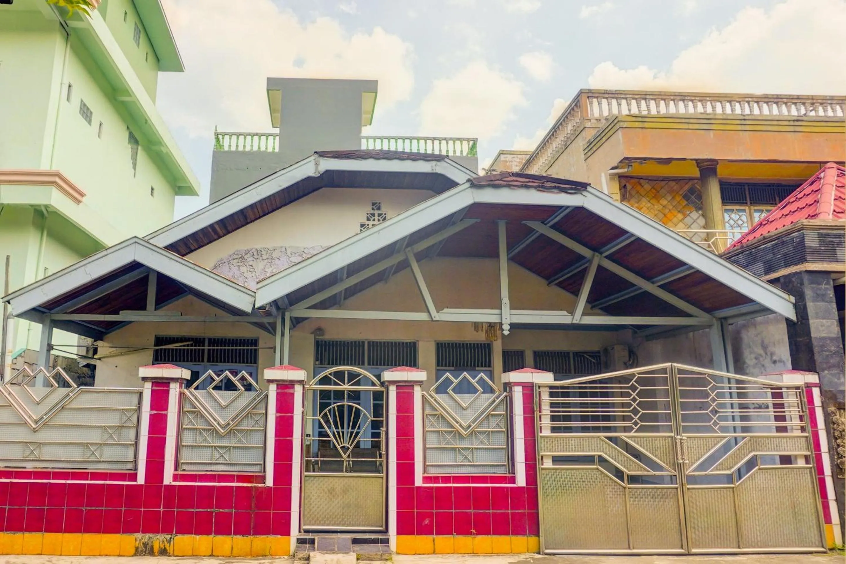 Hotel O Wisma Padi Syariah PanyipatanNearWisata Gunung Birah