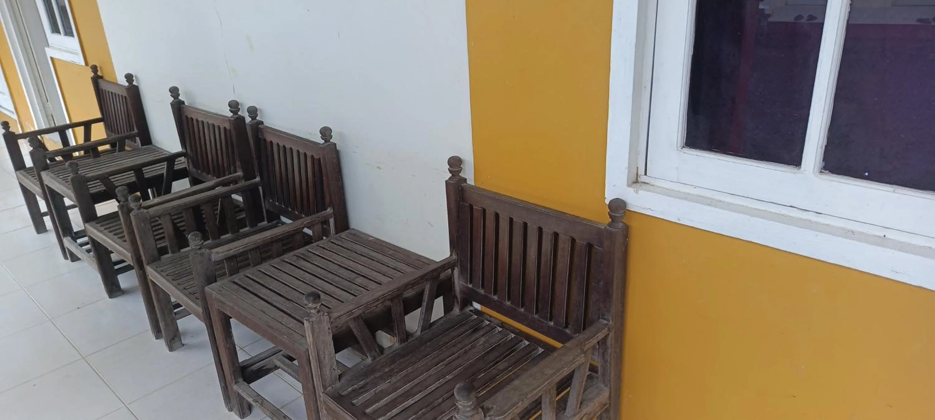 Lobby or reception in Hotel O Wisma Parakita Syariah Near RS Faisal Patalasang