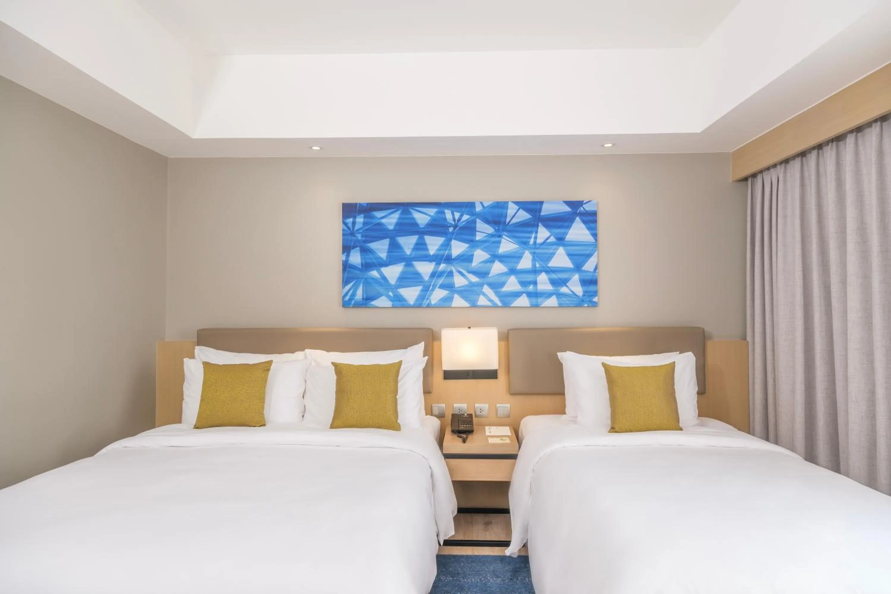 Bed in Seda Manila Bay