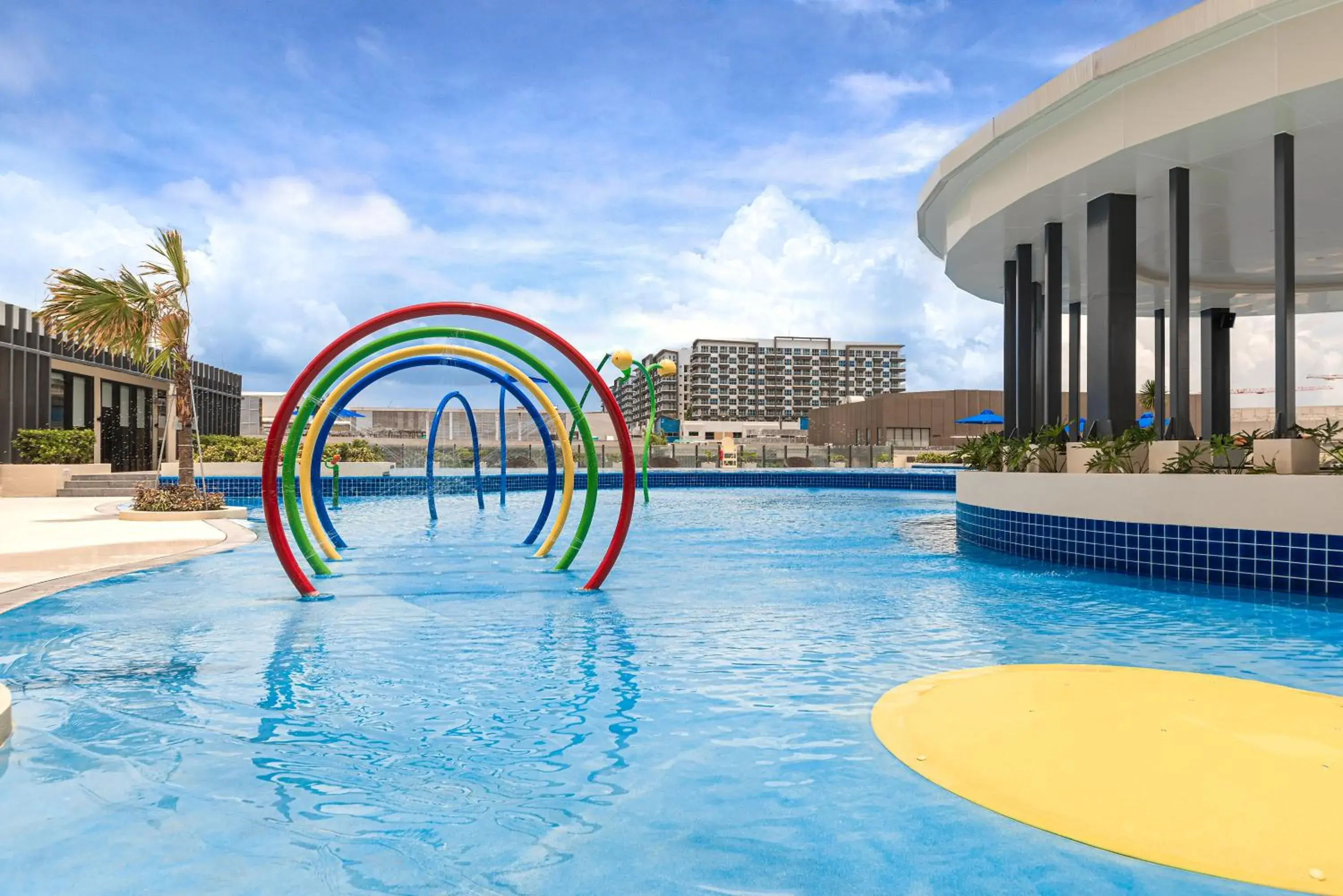 Swimming pool in Seda Manila Bay Swimming pool in Seda Manila Bay