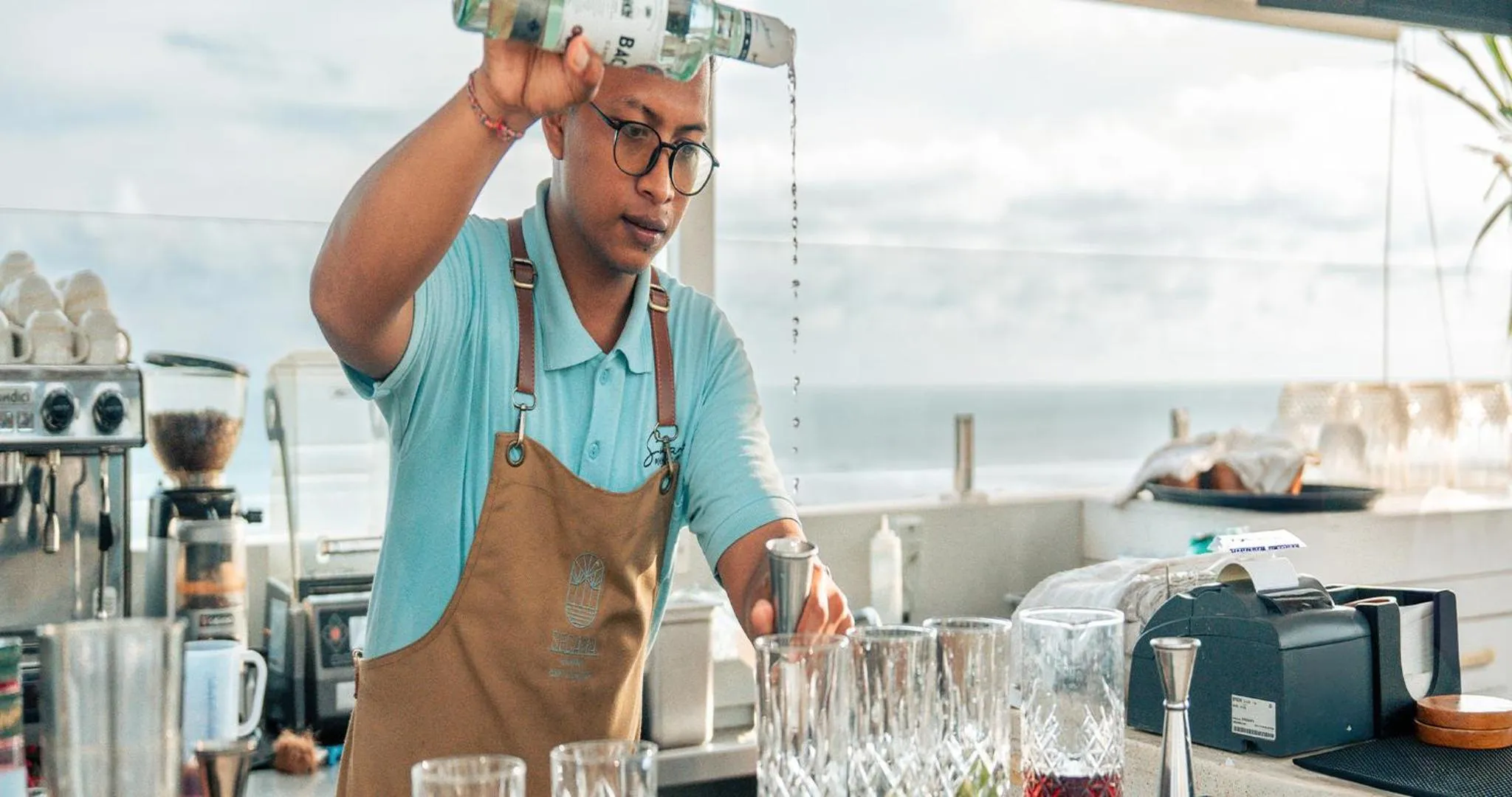 Restaurant/places to eat in Secana Beachtown Resort & Residences