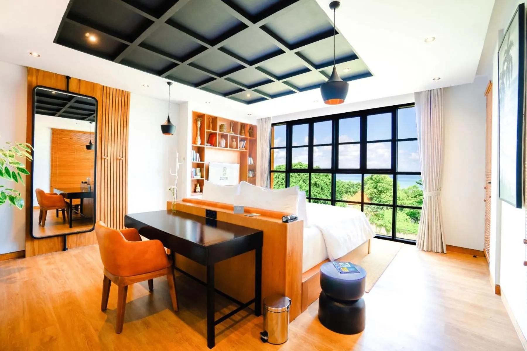 Villa with Sea View in Secana Beachtown Resort & Residences