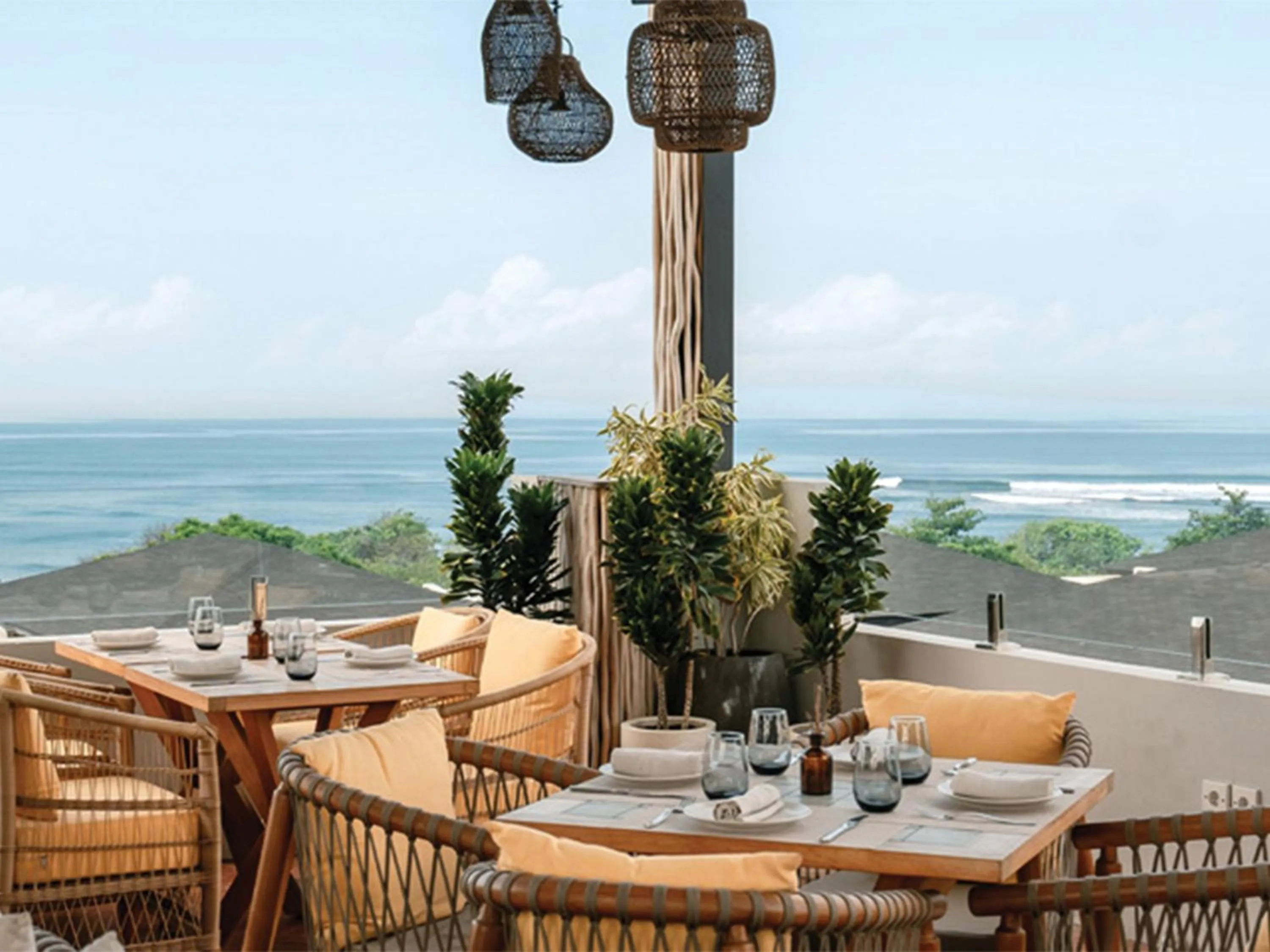 Restaurant/places to eat in Secana Beachtown Resort & Villas