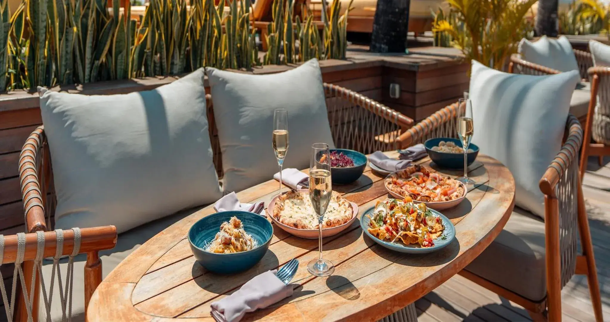 Food and drinks in Secana Beachtown Resort & Residences Food and drinks in Secana Beachtown Resort & Residences