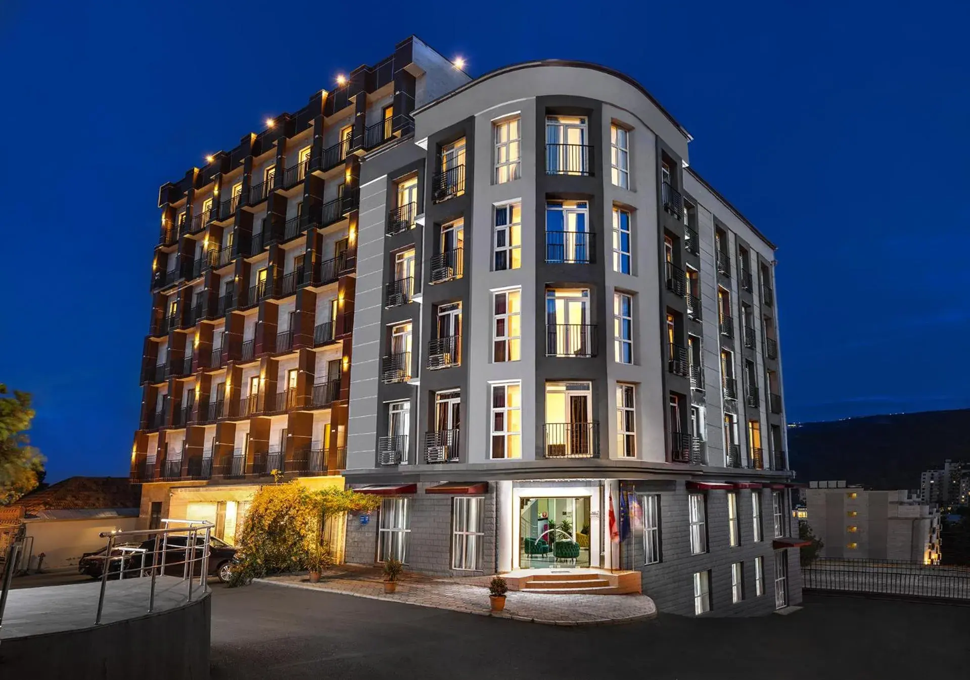 Facade/entrance in Hotel Grand Palace Facade/entrance in Hotel Grand Palace