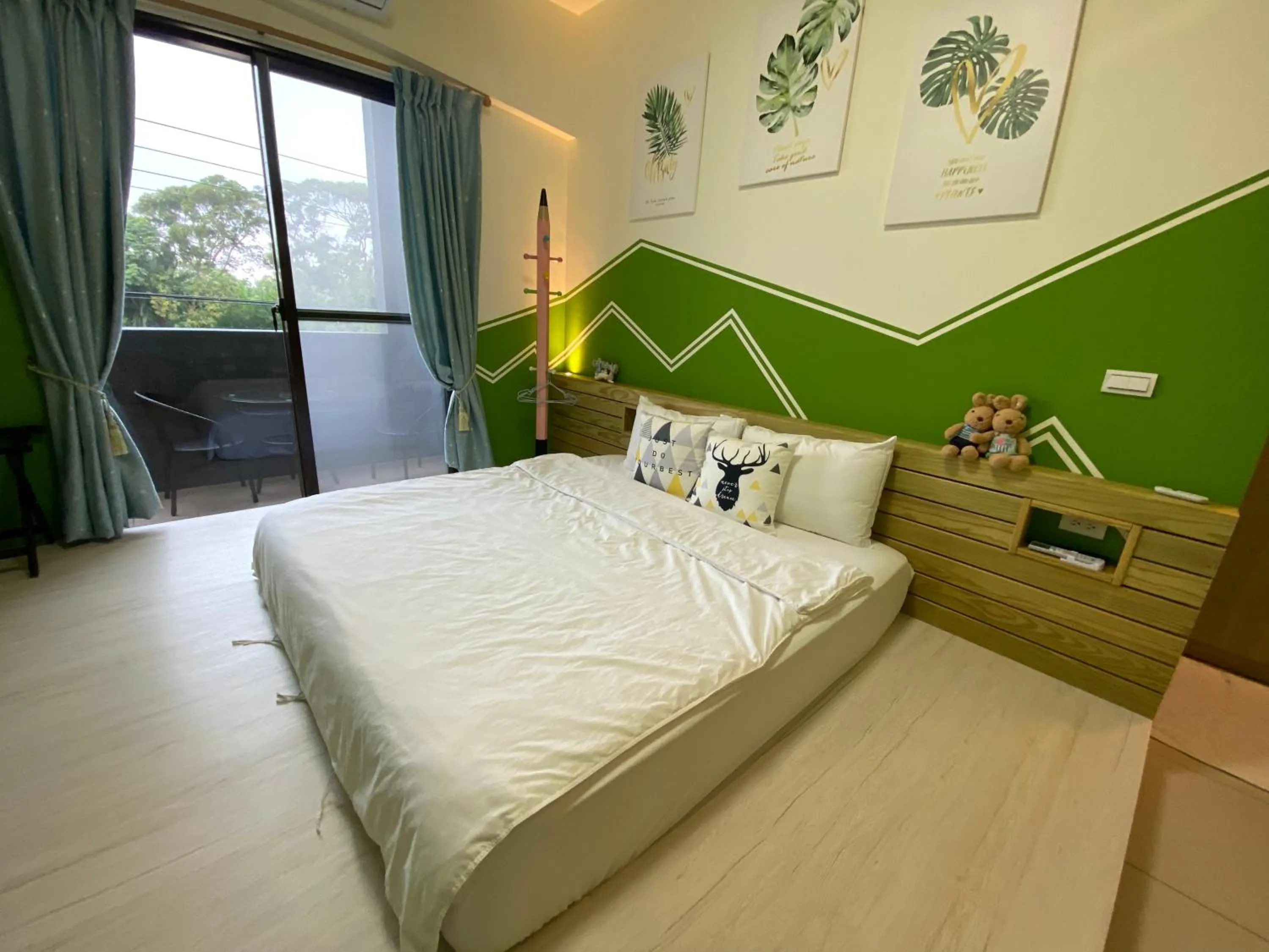 Deluxe Double Room with Bath in 寄居蟹民宿