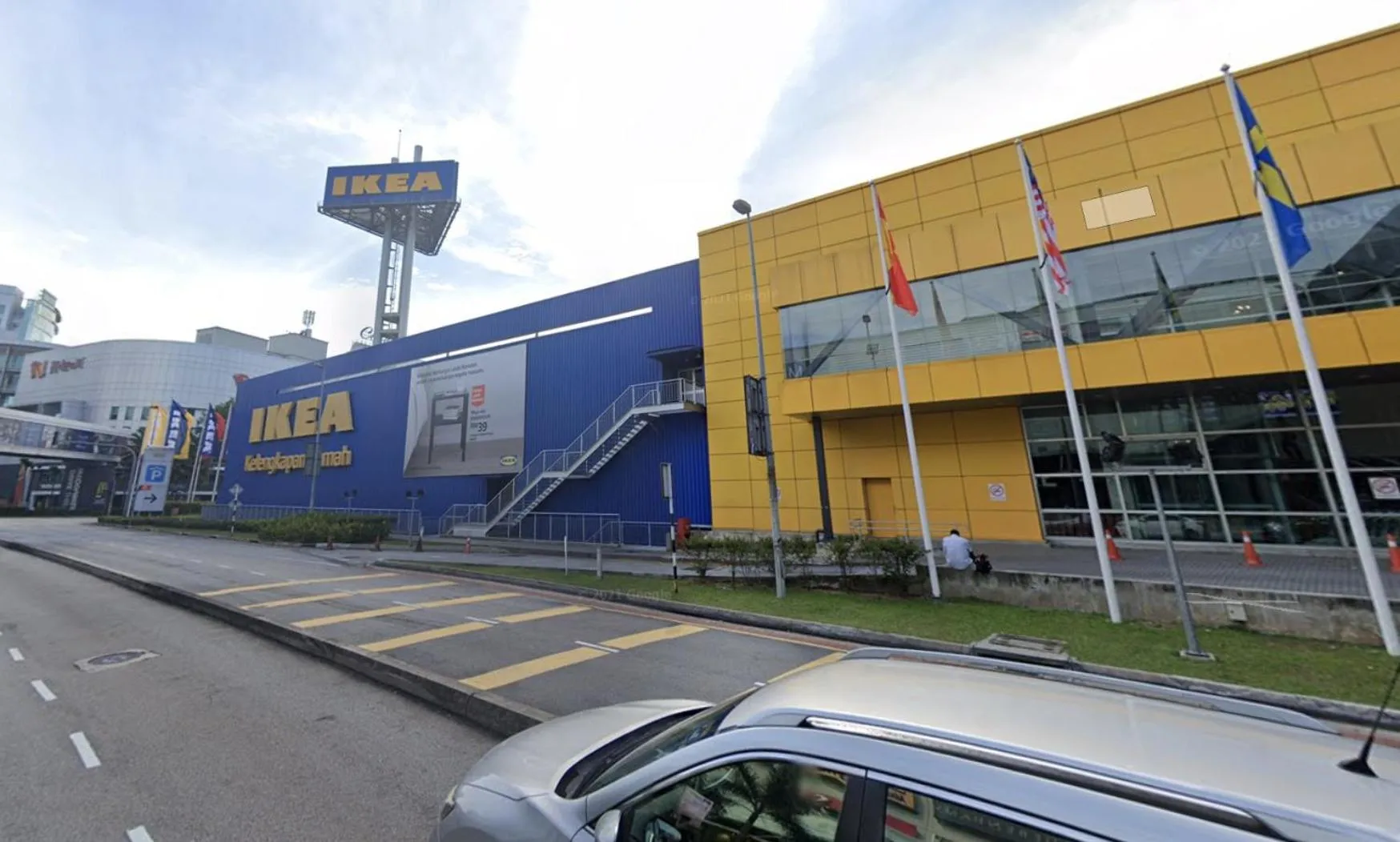 Neighbourhood in Empire City PJ Studio Suites by Manhattan Group