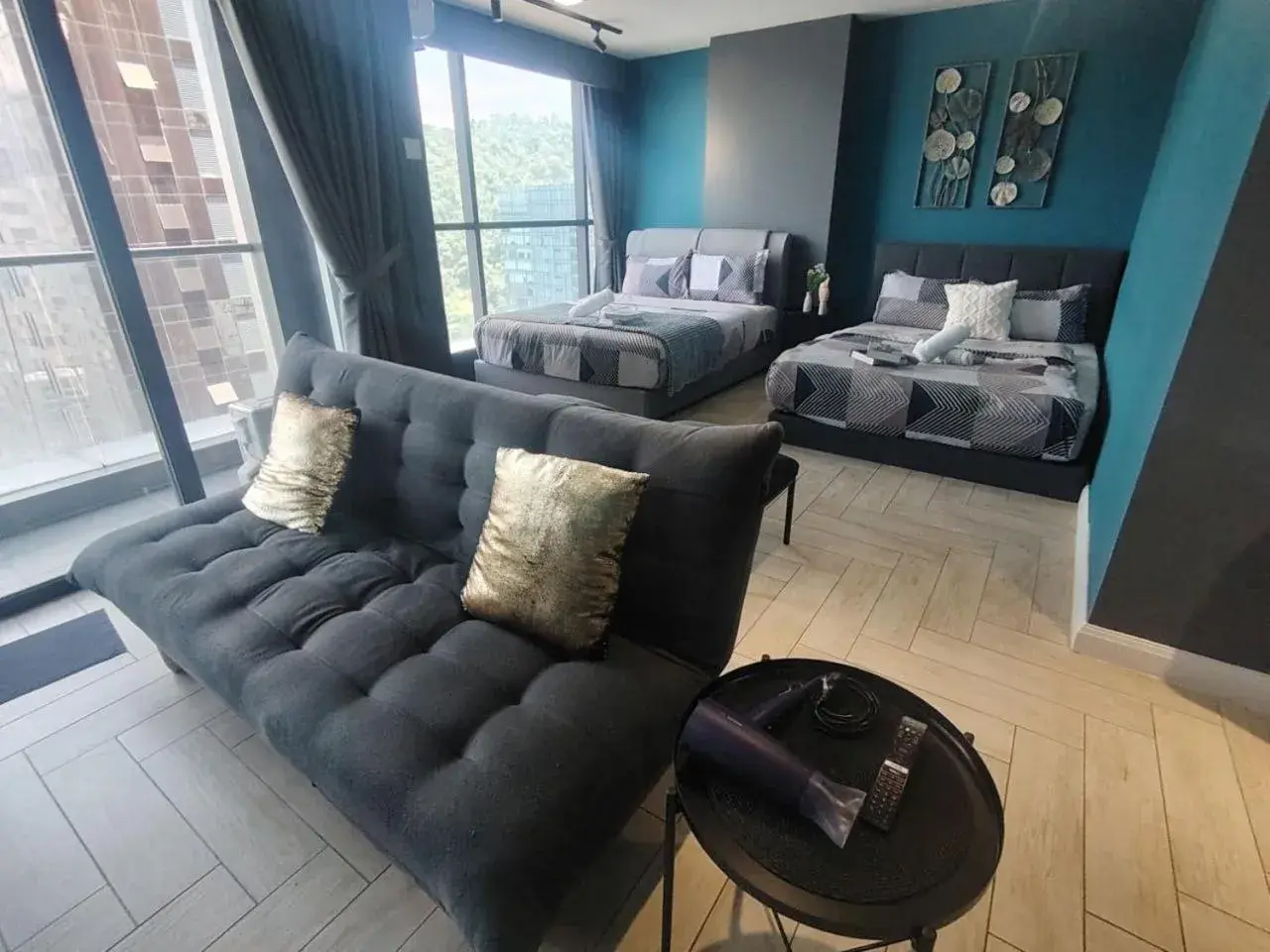 Bed in Empire City PJ Studio Suites by Manhattan Group Bed in Empire City PJ Studio Suites by Manhattan Group