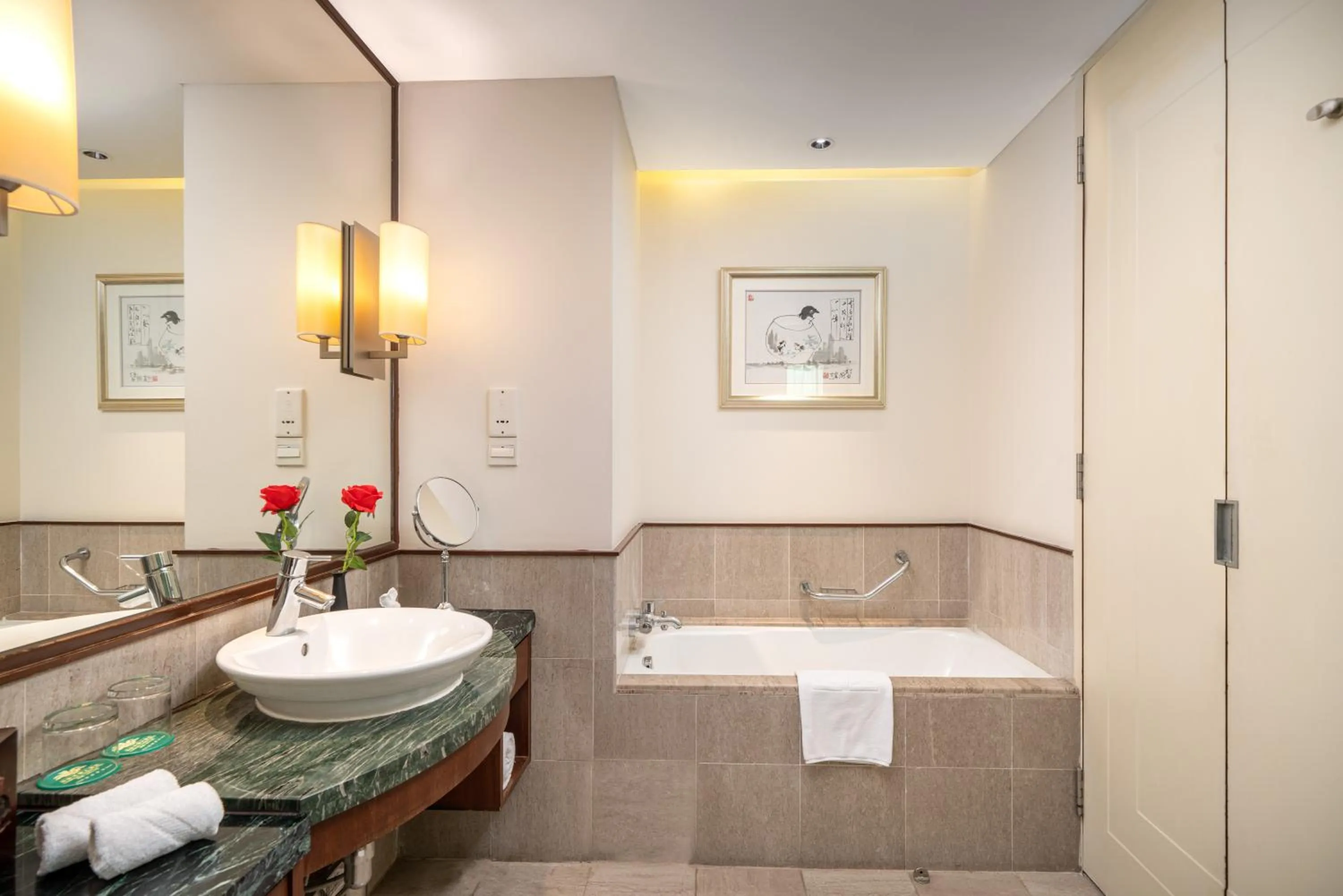 Bathroom in Harriway Garden Hotel Houjie