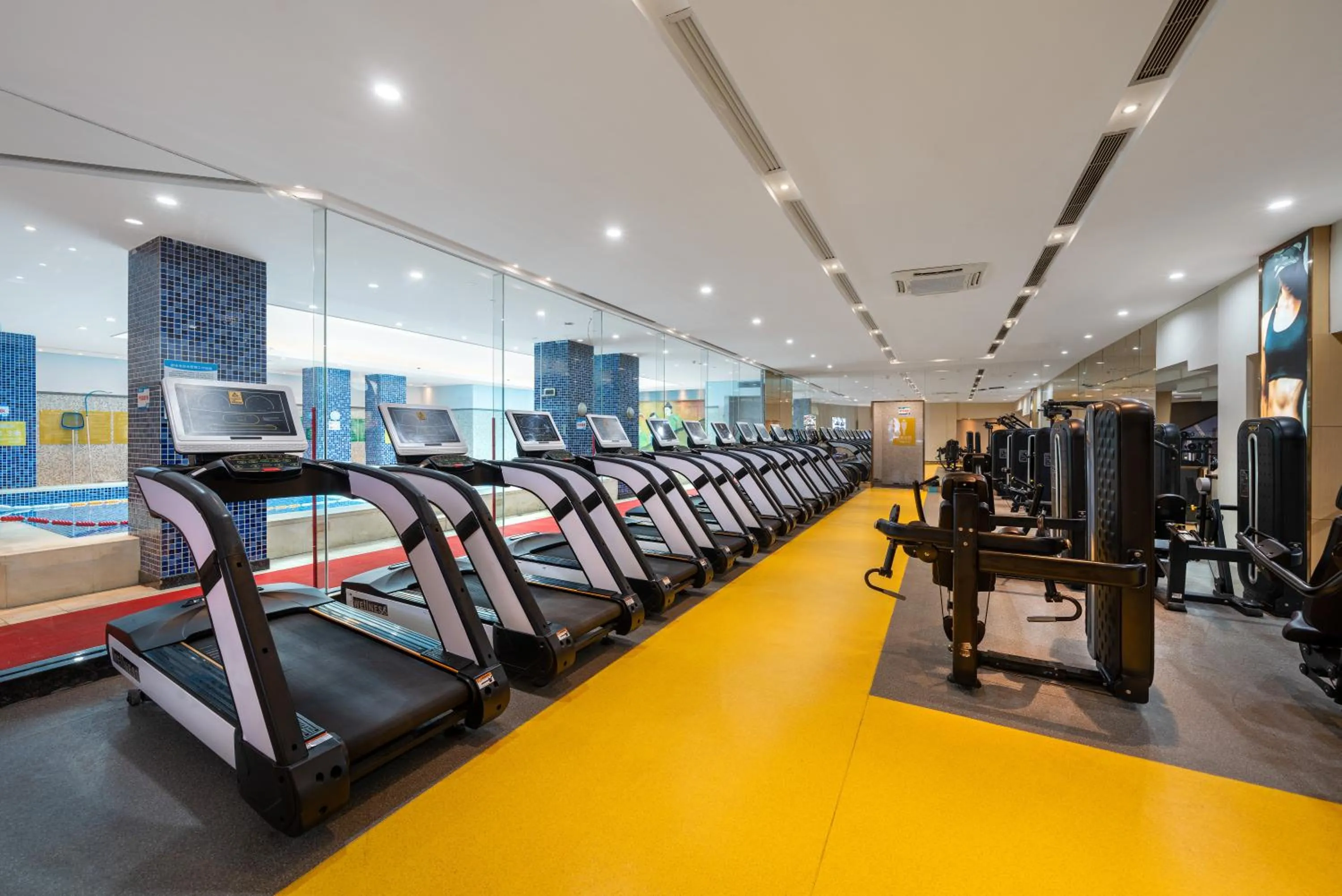 Fitness centre/facilities in Harriway Garden Hotel Houjie