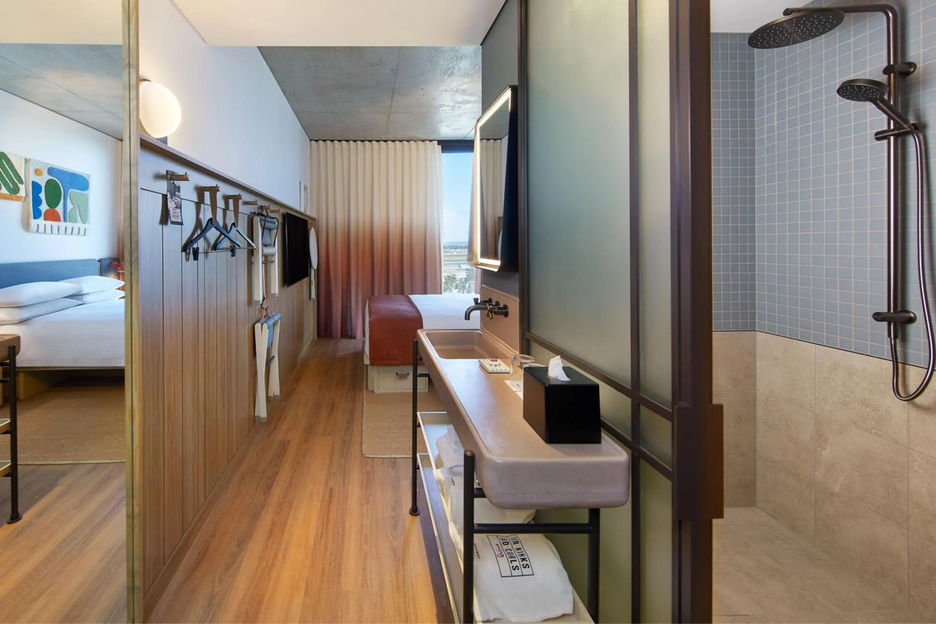 Bathroom, Bed in Moxy Sydney Airport