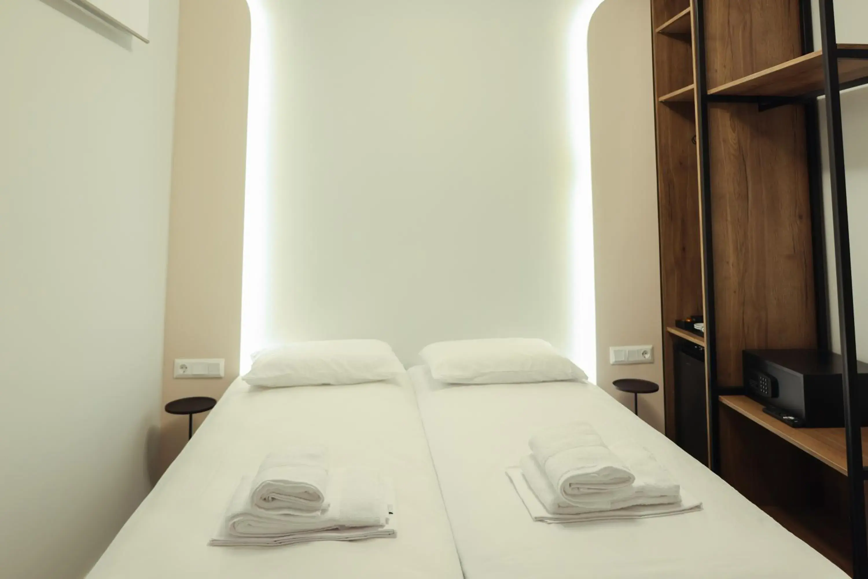 Deluxe Double Room (2 Adults + 1 Child) in Uphill Unique Boutique Suites Deluxe Double Room (2 Adults + 1 Child) in Uphill Unique Boutique Suites