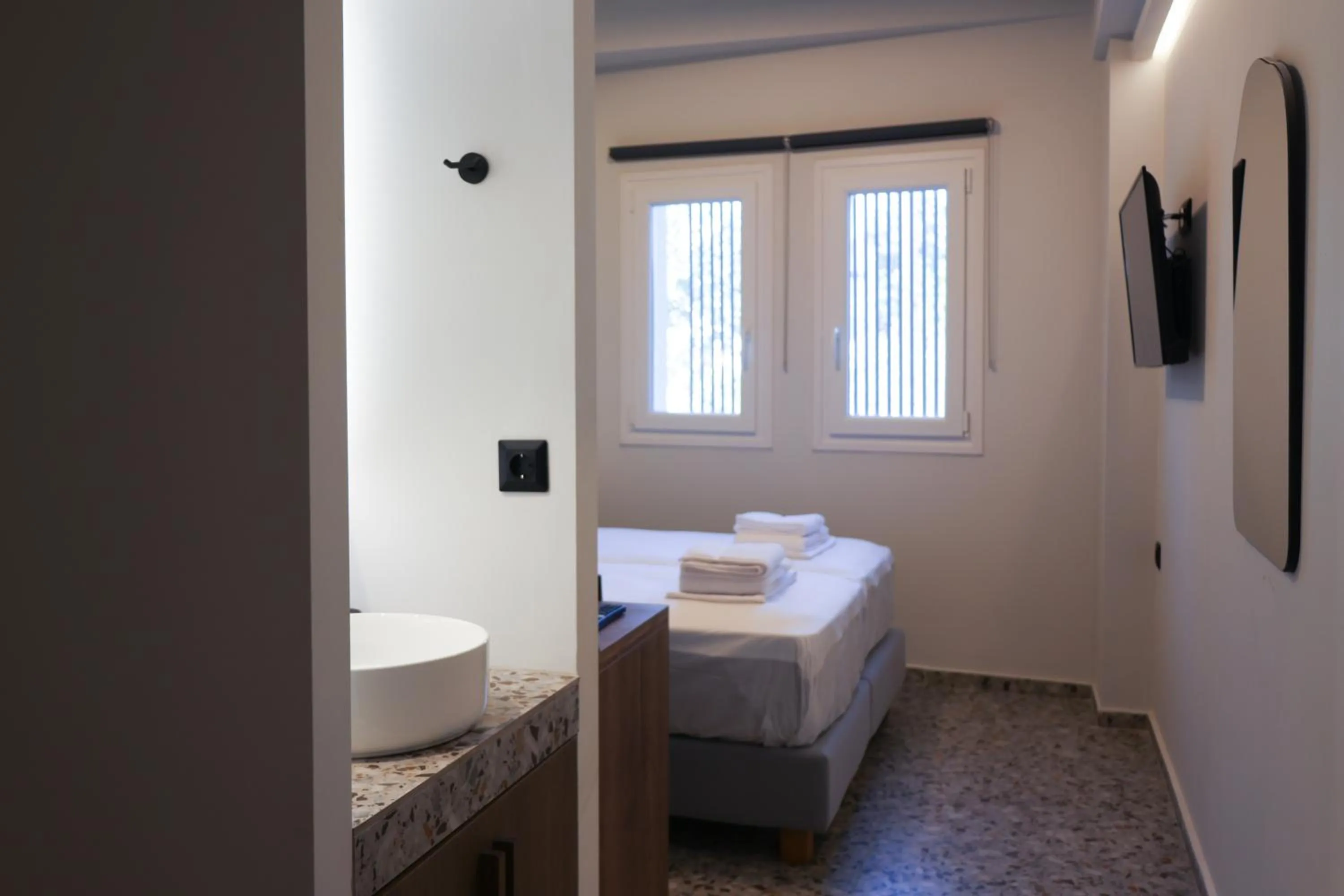 Photo of the whole room, Bed in Uphill Unique Boutique Suites