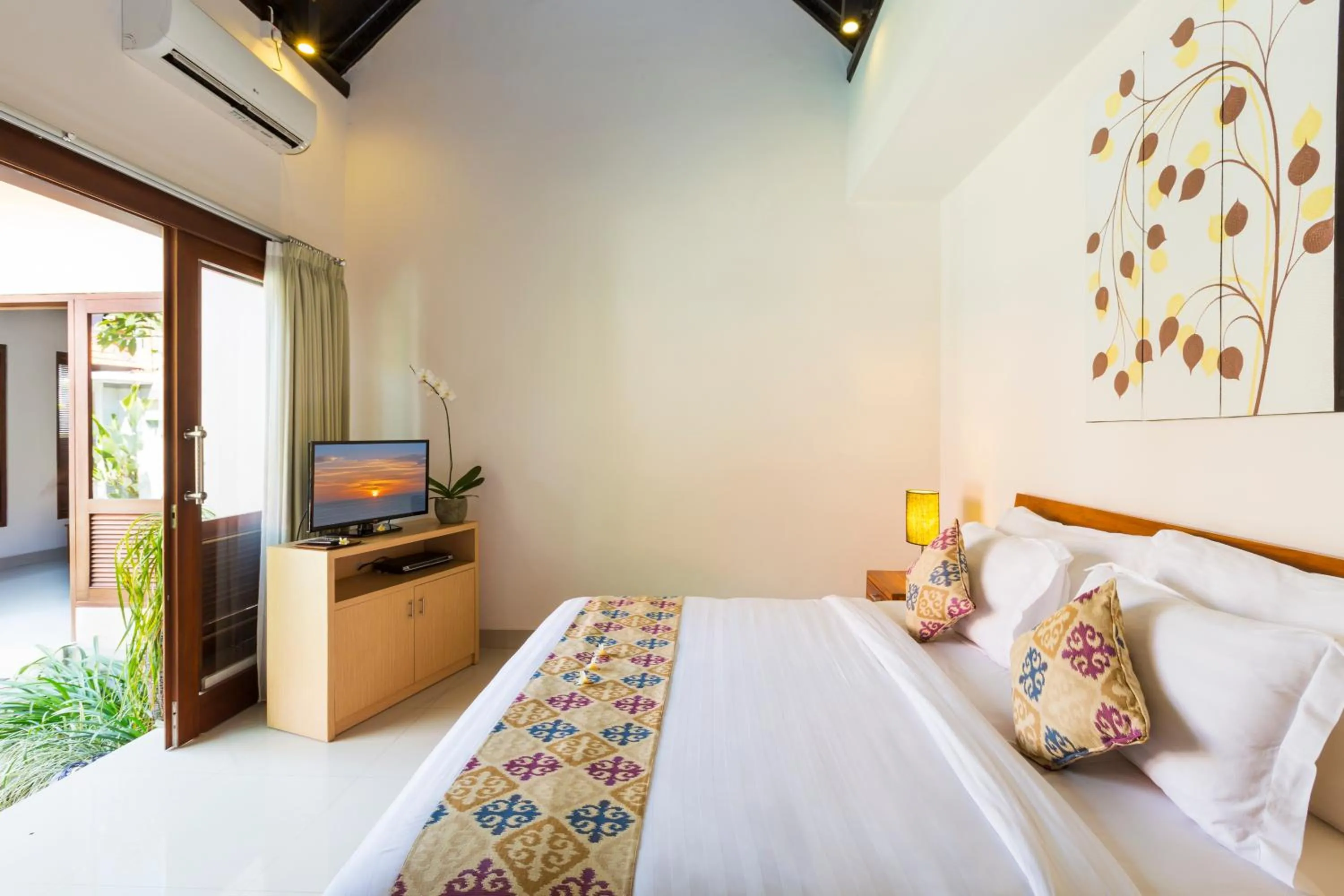Bedroom, Bed in Kubal Villa and Living Seminyak