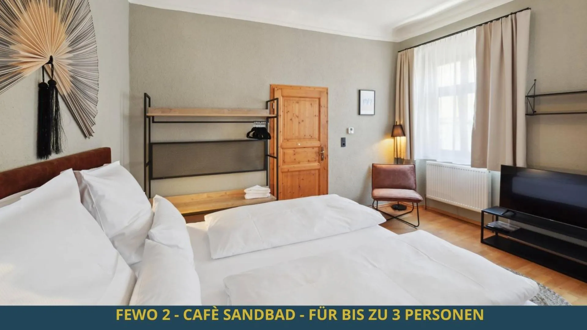 Bed in SandAPART34 - 4 tolle FeWos von 1-9 Pers mitten in der Altstadt