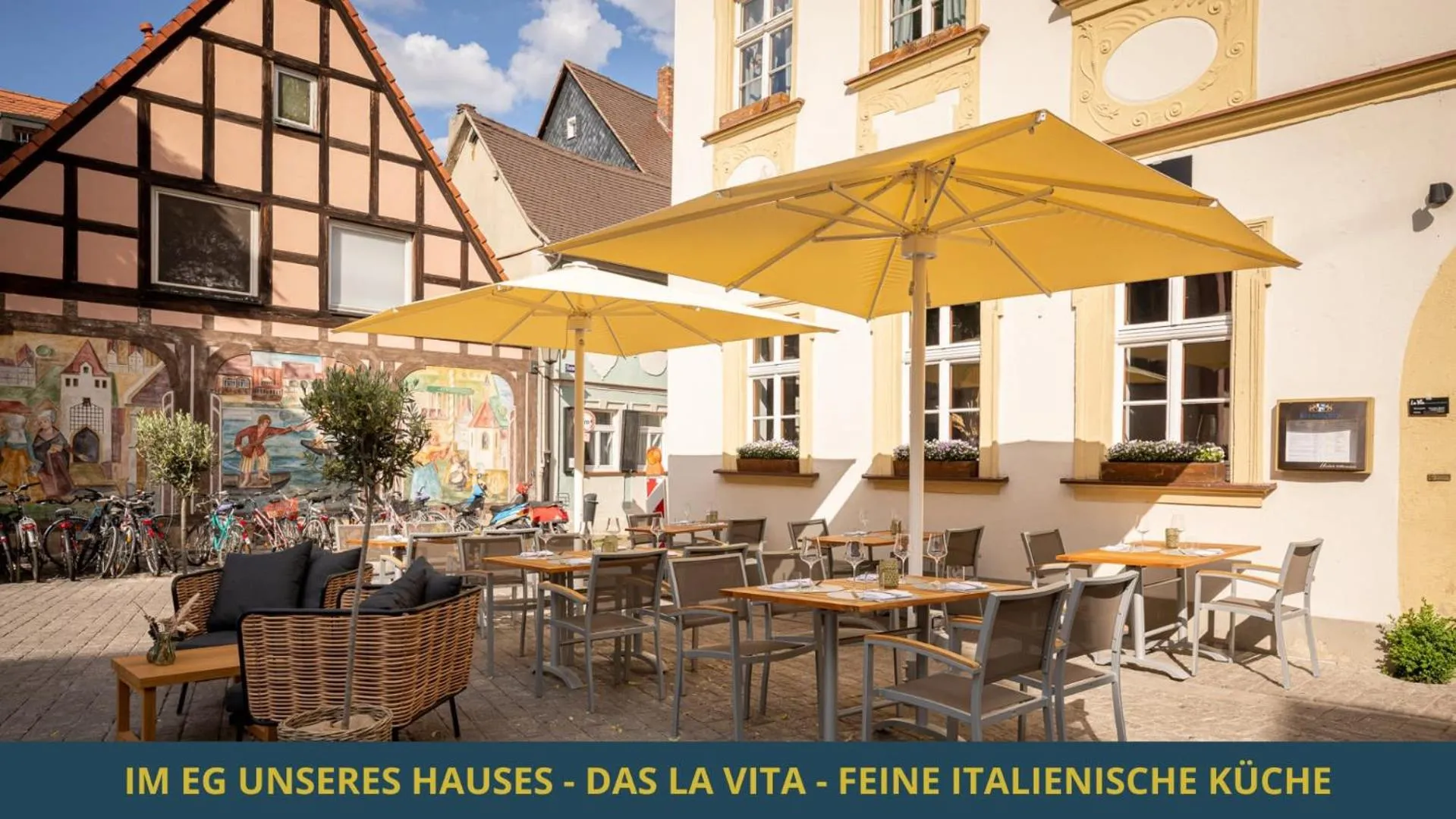 Property building in SandAPART34 - 4 tolle FeWos von 1-9 Pers mitten in der Altstadt